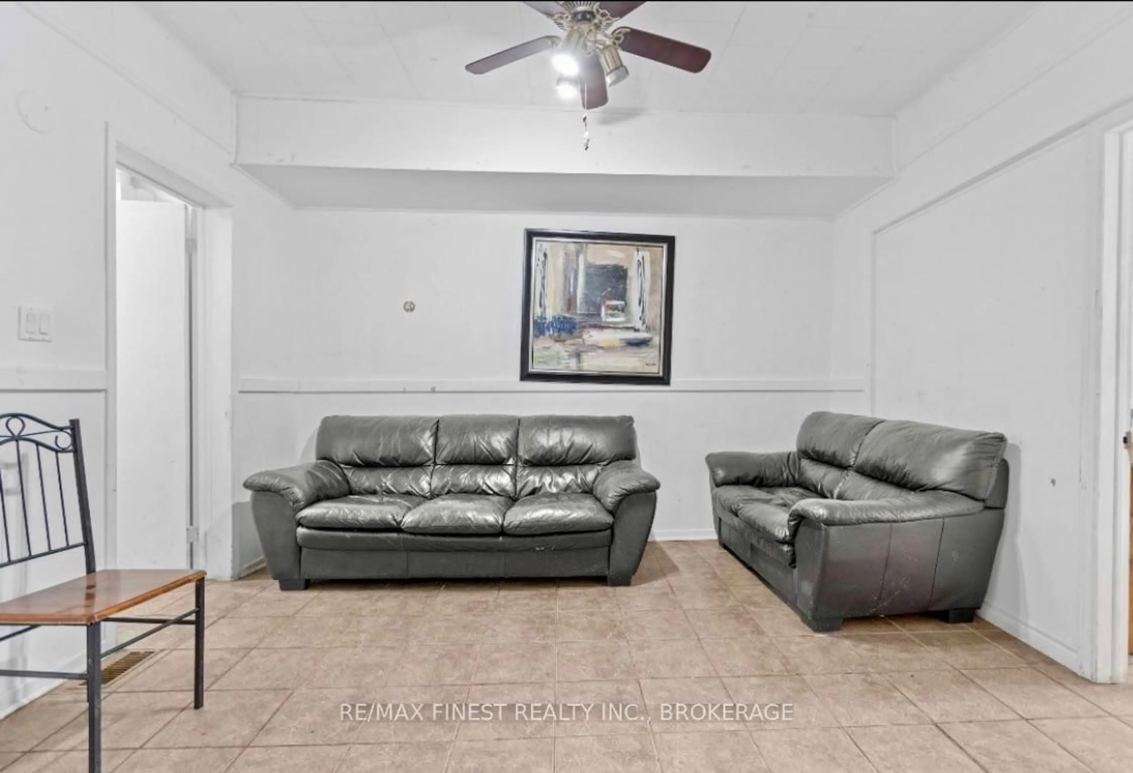 Living room with furniture, unknown for 361-365 Division St, Kingston Ontario K7K 4A4