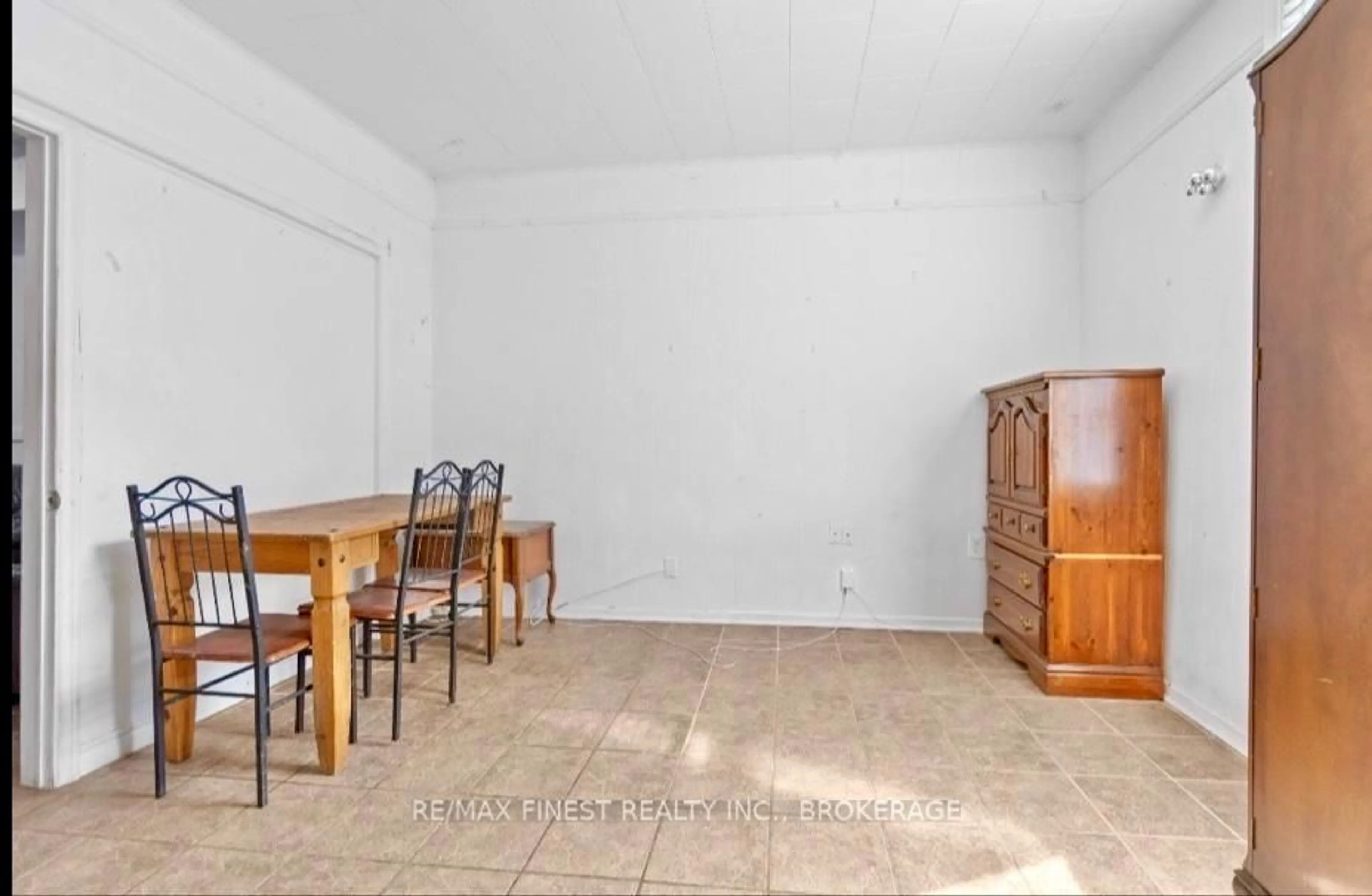 A pic of a room for 361-365 Division St, Kingston Ontario K7K 4A4