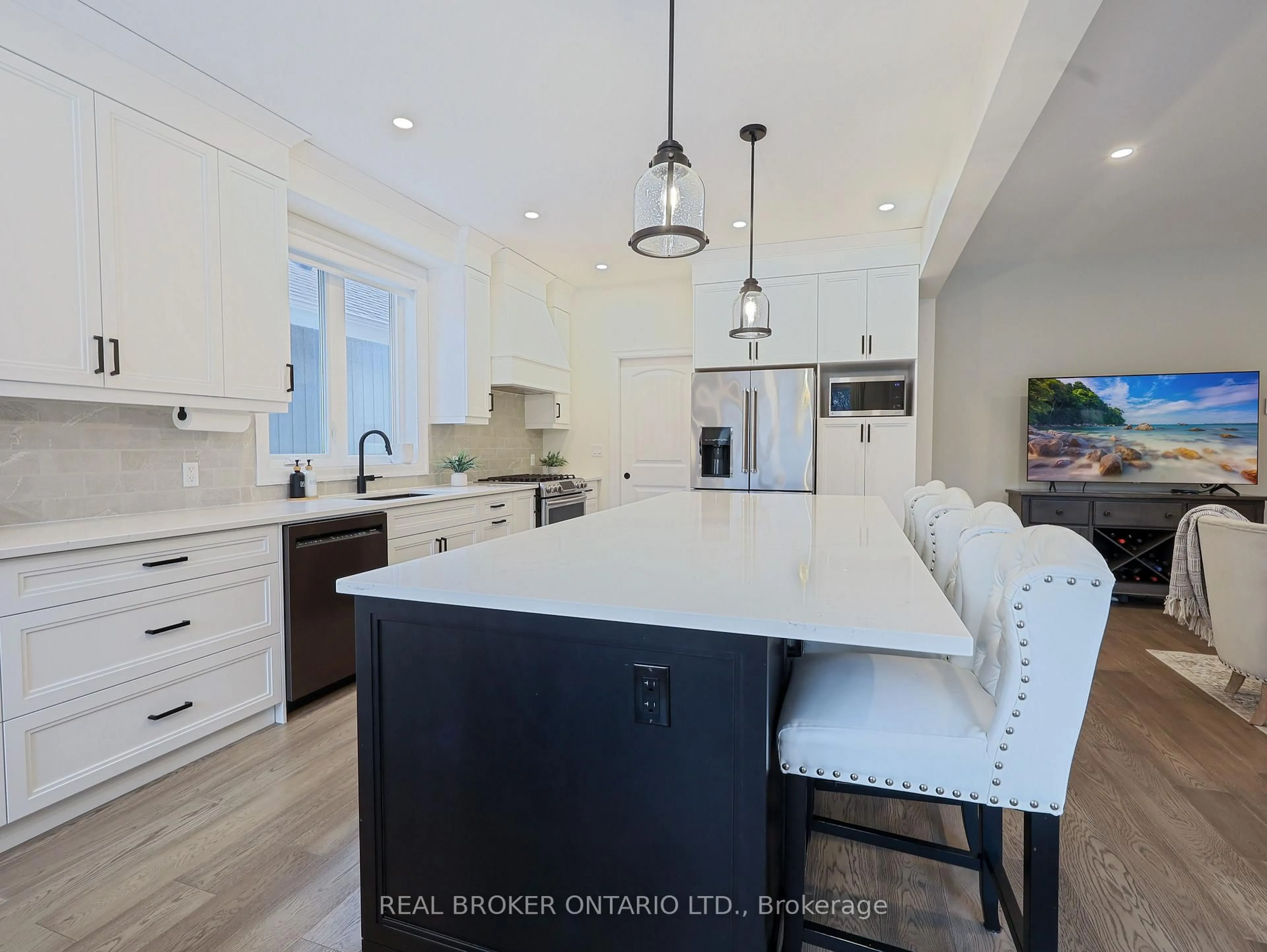 Open concept kitchen, unknown for 68 Cedar St #11, Brant Ontario N3L 0L4