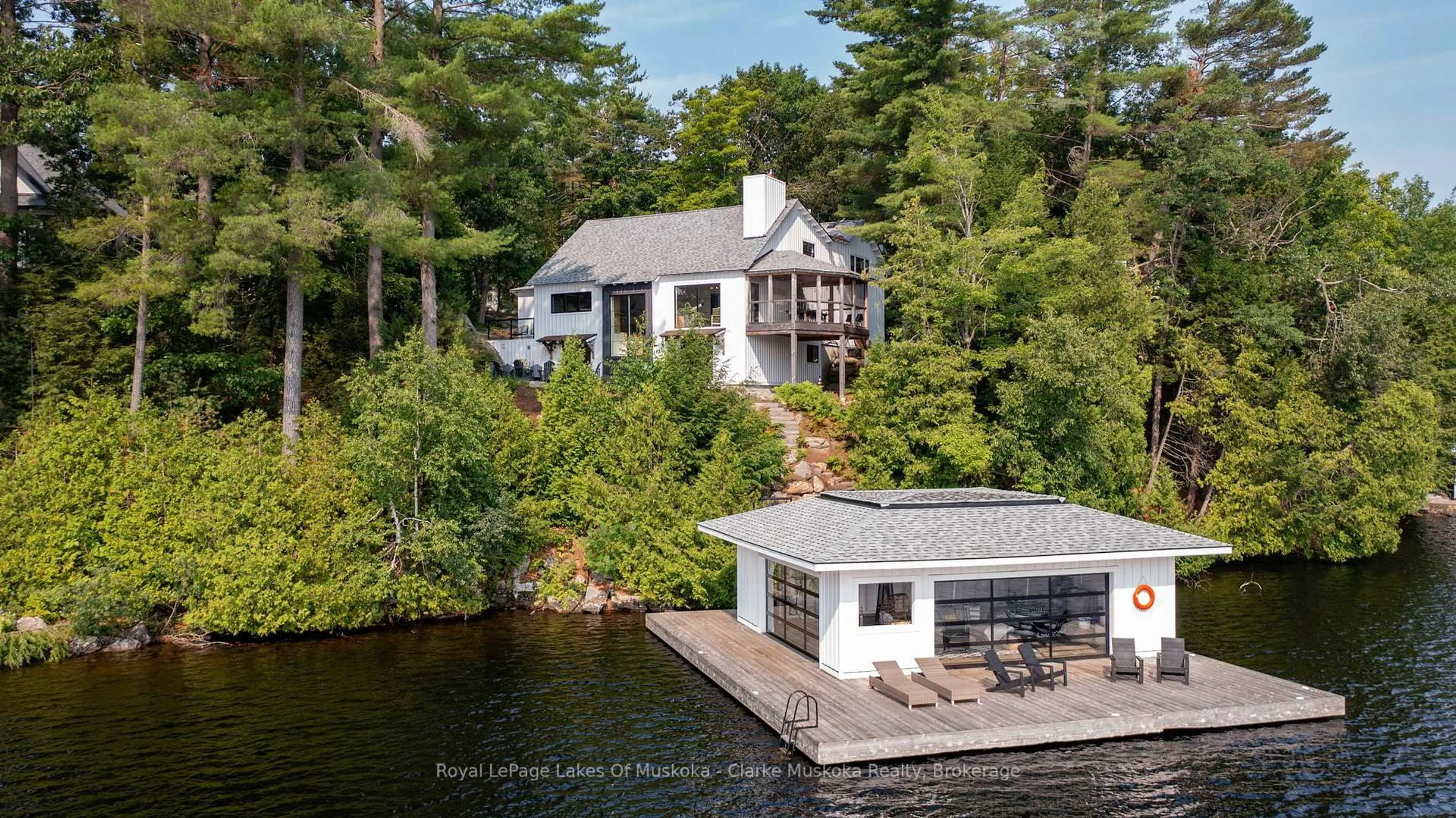 A pic from outside/outdoor area/front of a property/back of a property/a pic from drone, water/lake/river/ocean view for 1184 MORTIMER'S POINT Rd #9, Muskoka Lakes Ontario P0B 1J0