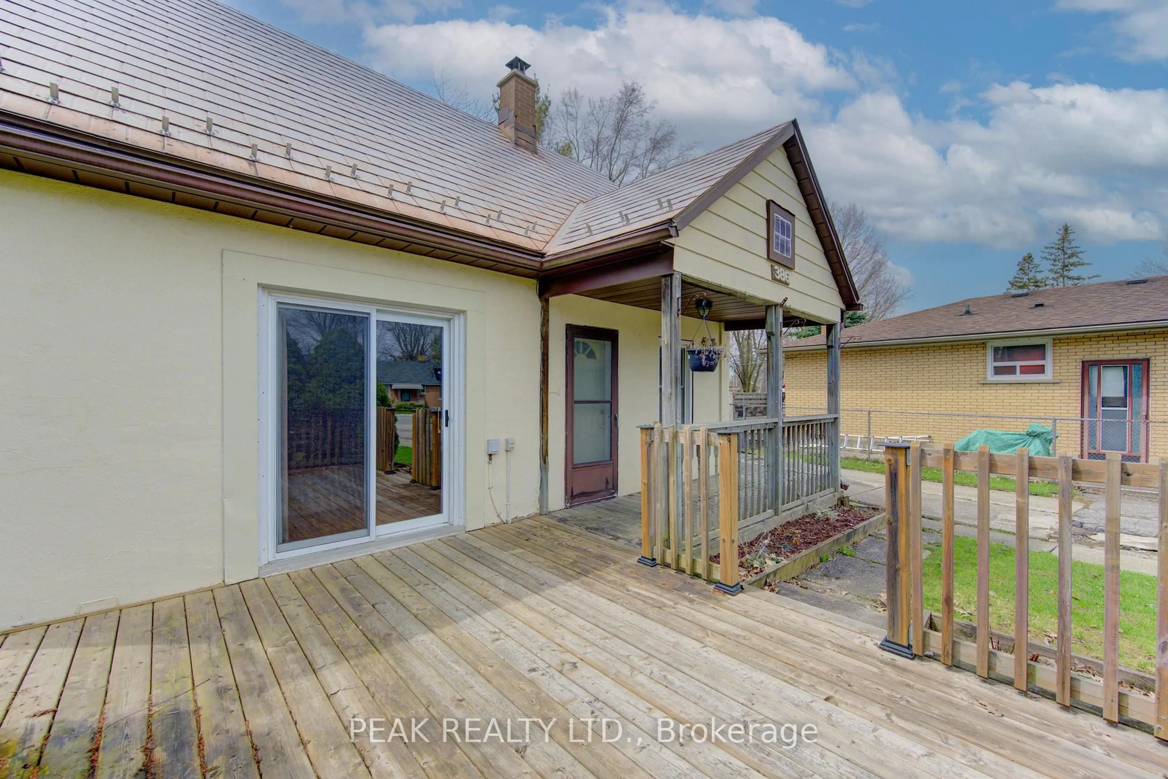 Unknown for 386 Peel St, Wilmot Ontario N3A 1E5