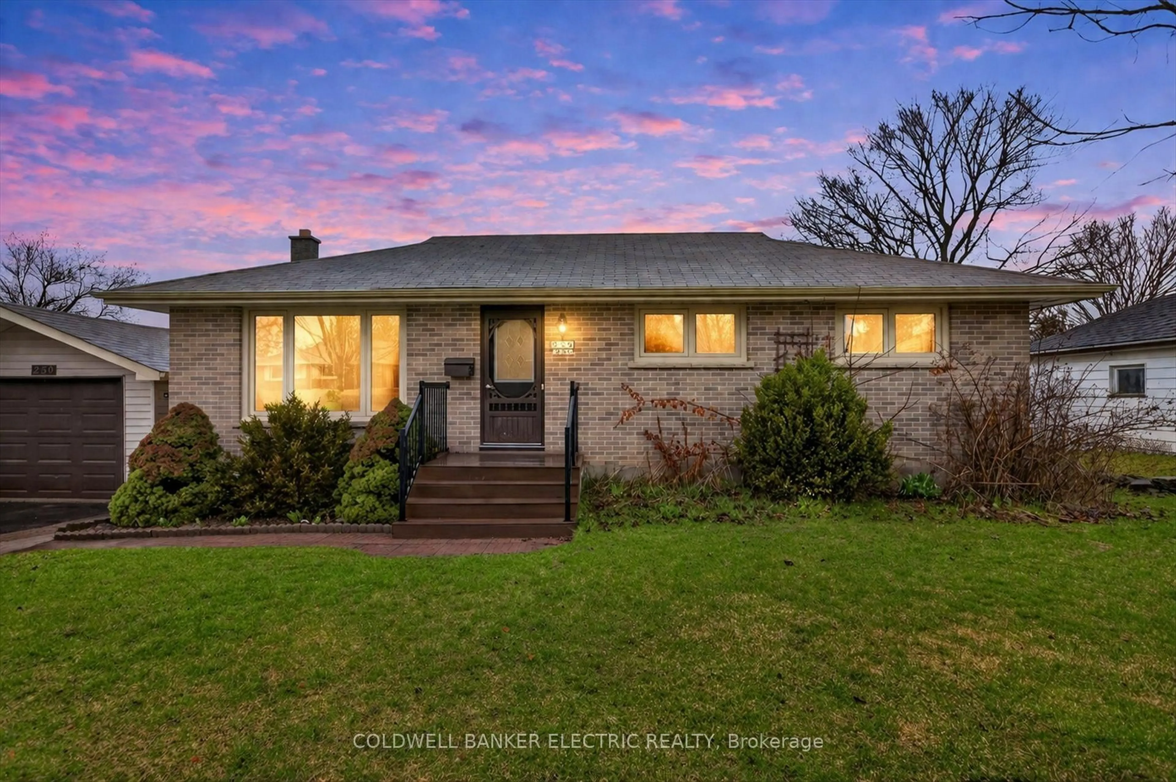 Home with brick exterior material, street for 250 Collison Cres, Peterborough Ontario K9J 1A8