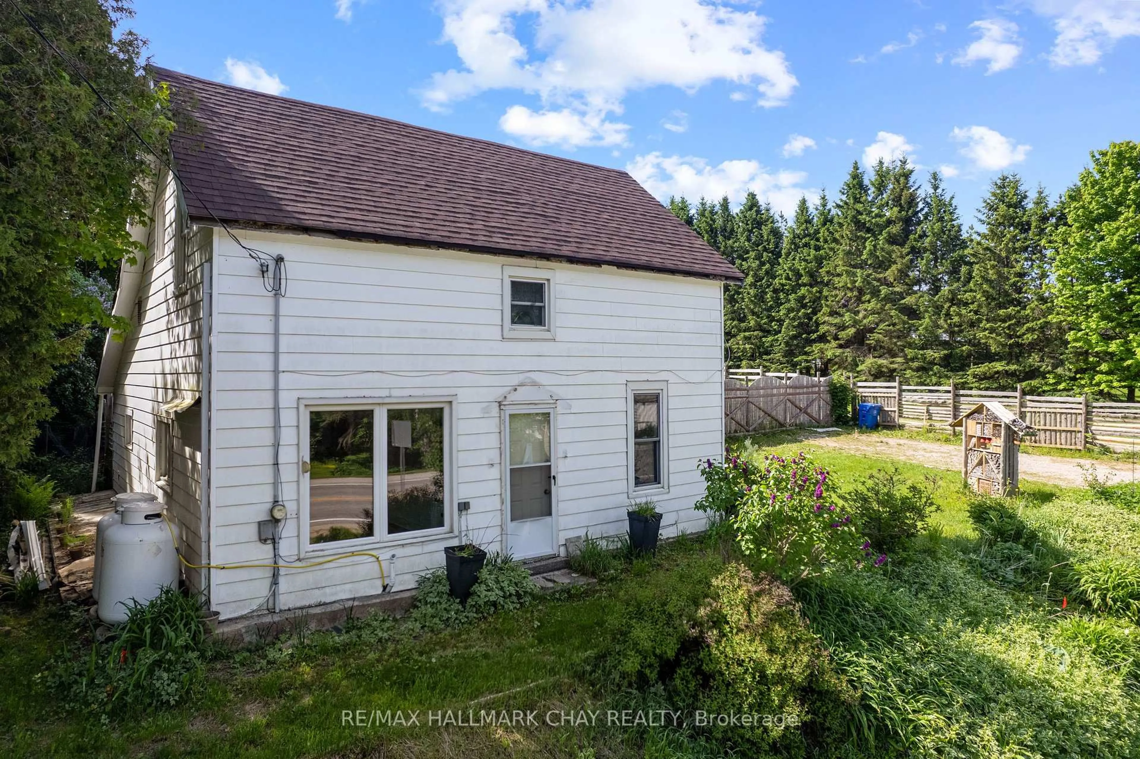 A pic from outside/outdoor area/front of a property/back of a property/a pic from drone, unknown for 500218 Grey Road 12 Rd, West Grey Ontario N0C 1H0