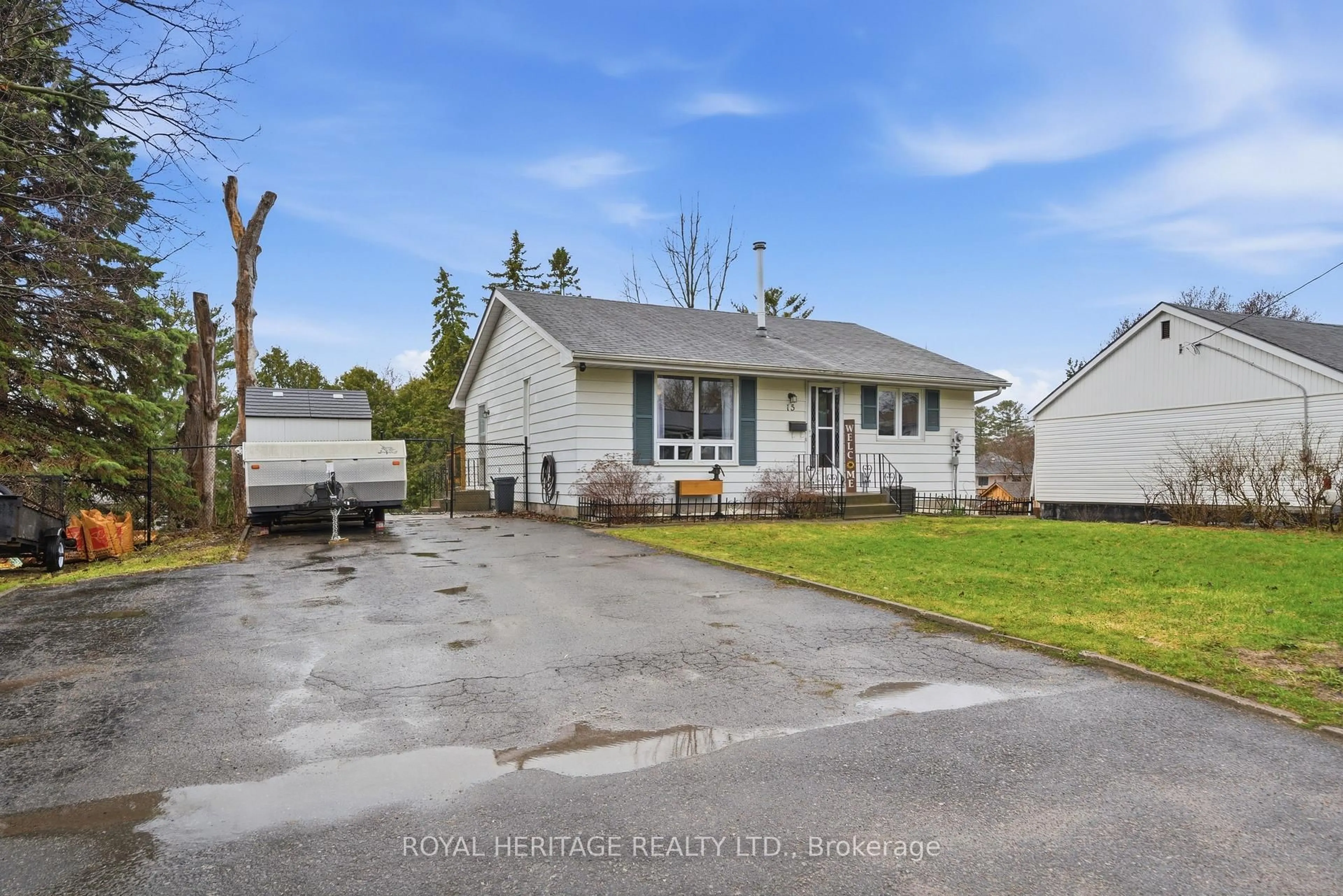 A pic from outside/outdoor area/front of a property/back of a property/a pic from drone, street for 15 Kidd Ave, Quinte West Ontario K8V 2C6