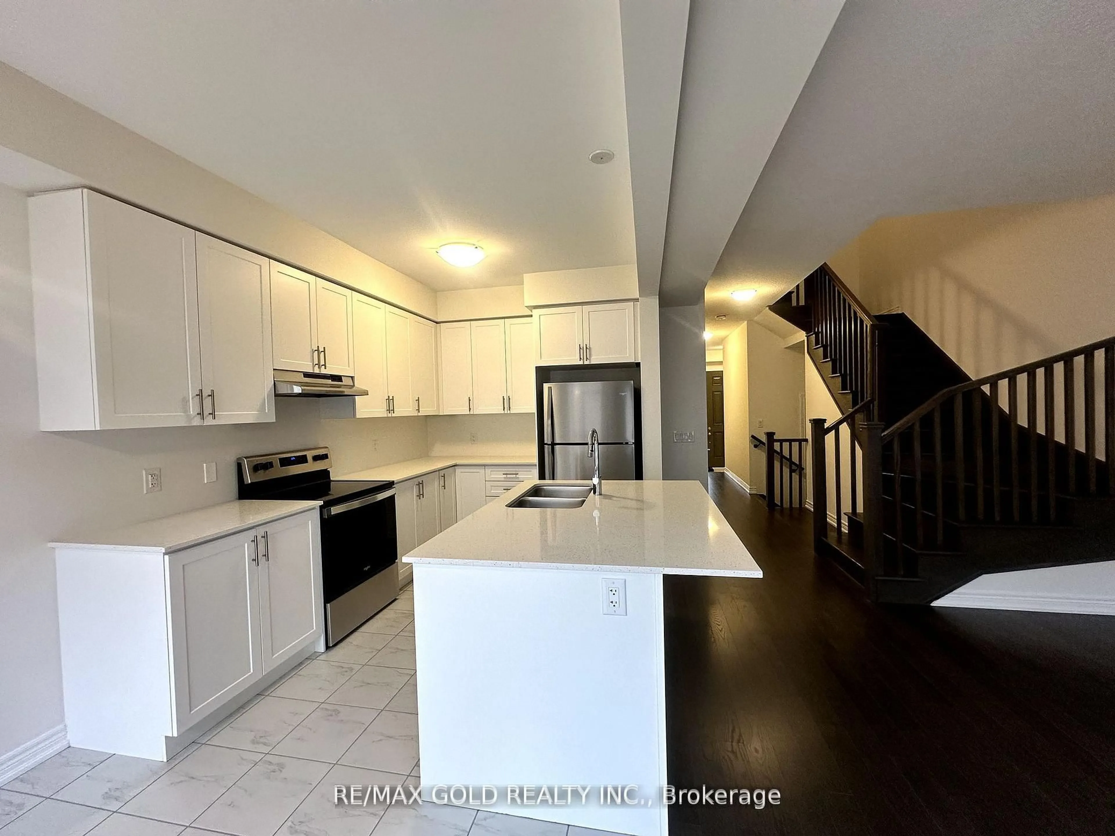 Open concept kitchen, unknown for 147 Broadacre Dr, Kitchener Ontario N2R 0S5