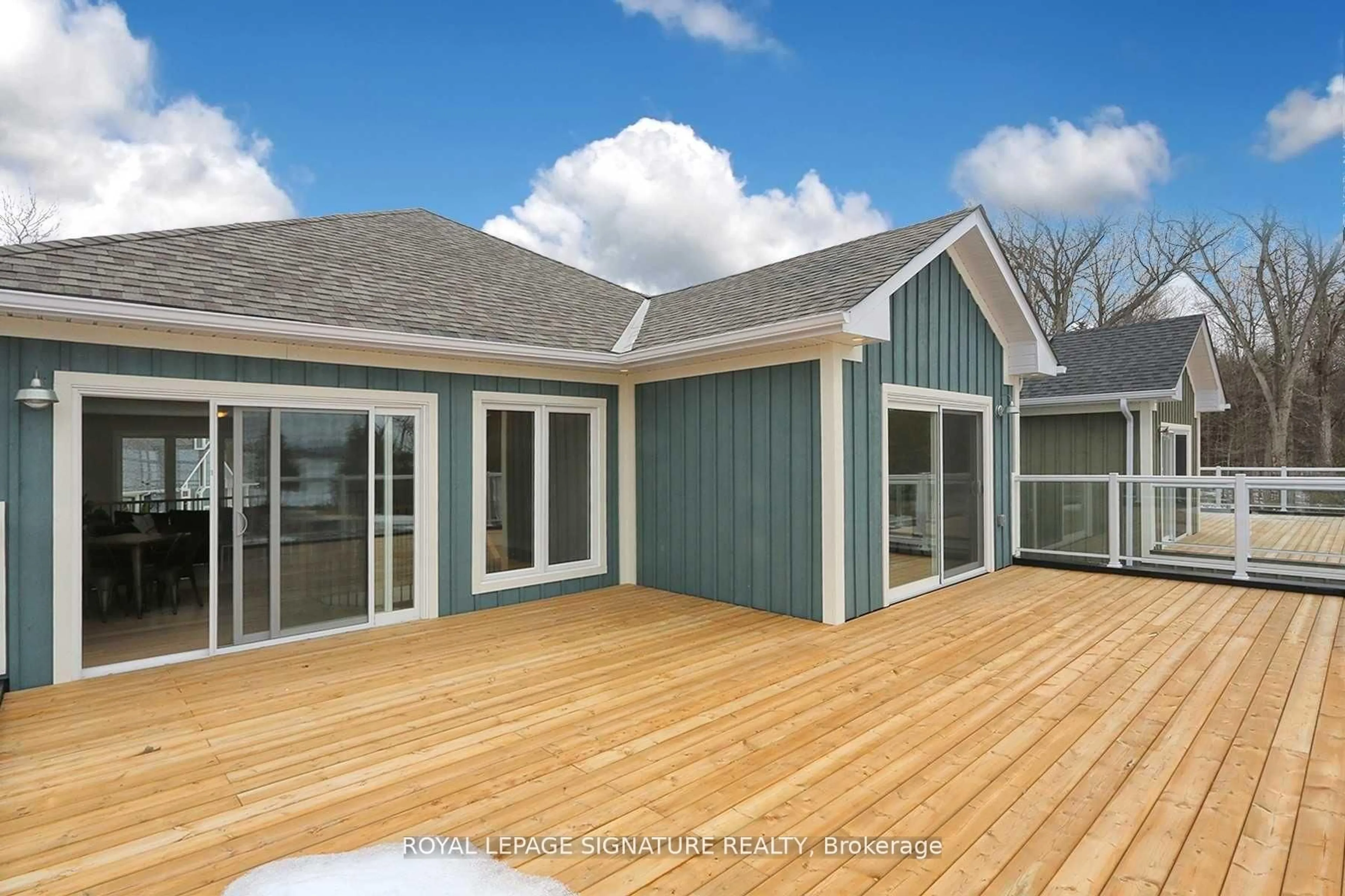 Home with vinyl exterior material, water/lake/river/ocean view for 68 Rosedale Tr, Kawartha Lakes Ontario K0M 1N0