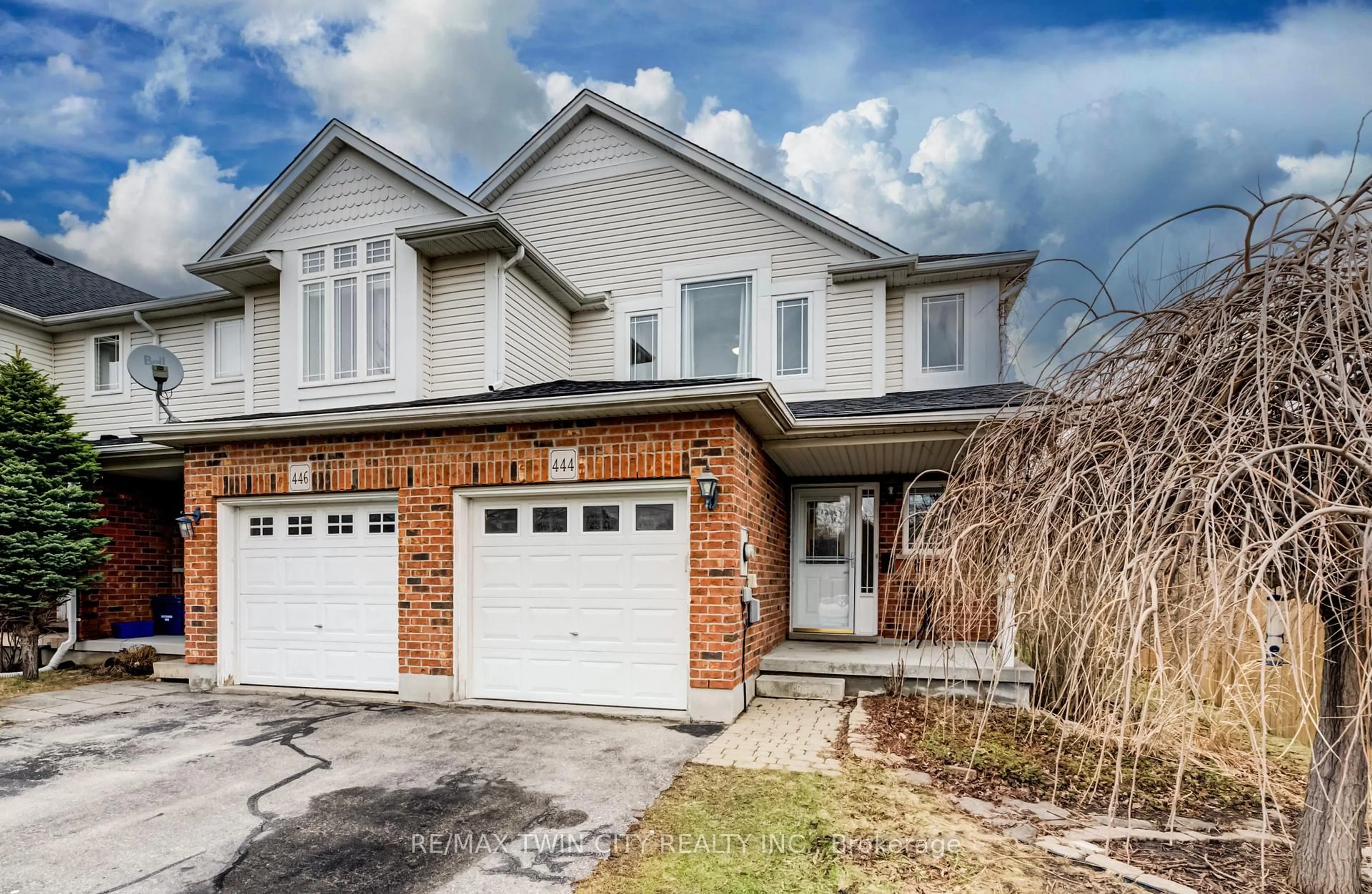 Home with brick exterior material, street for 444 Annapolis Crt, Waterloo Ontario N2K 4E7