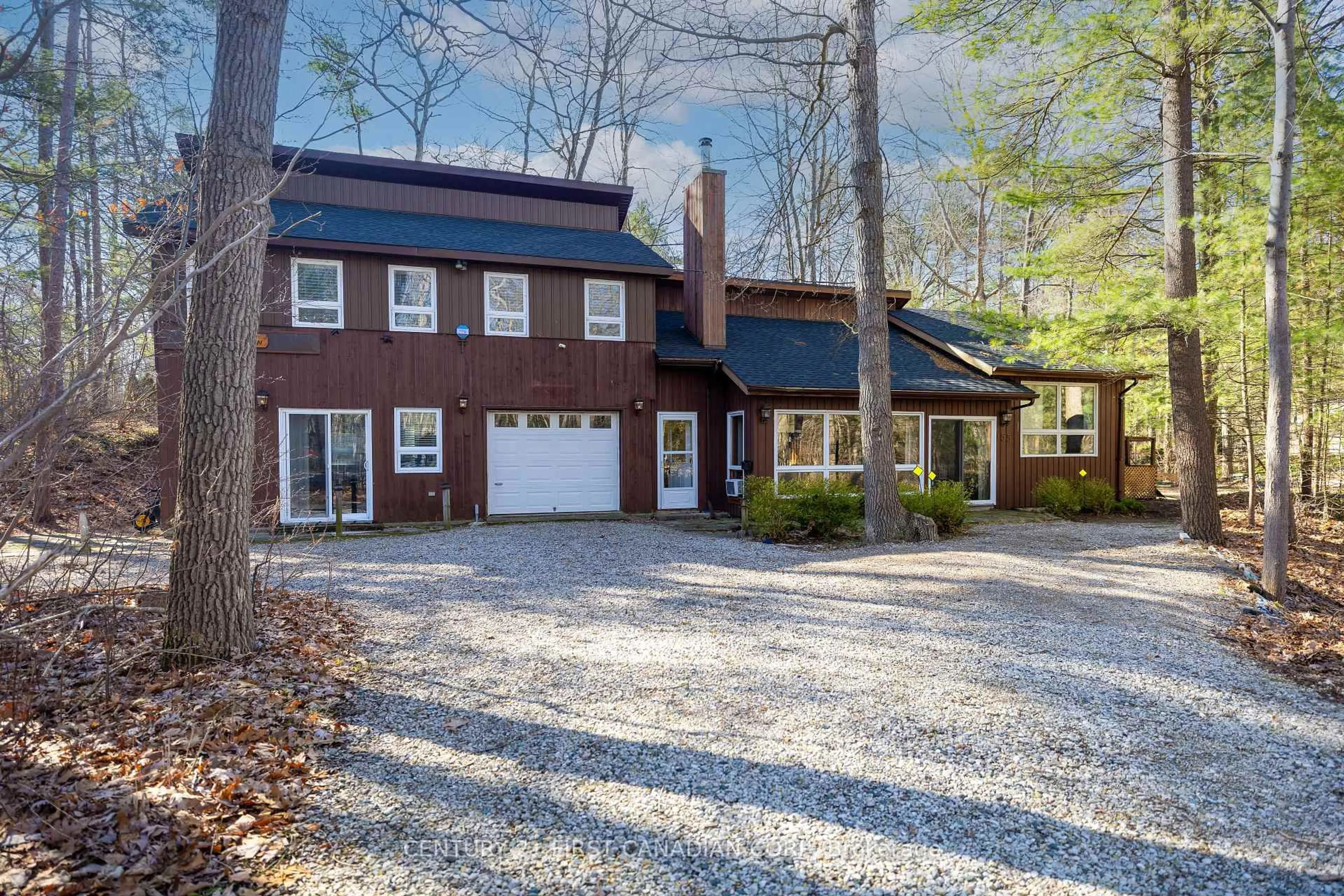 Home with brick exterior material, street for 10277 Grand Oaks Dr, Lambton Shores Ontario N0M 1T0