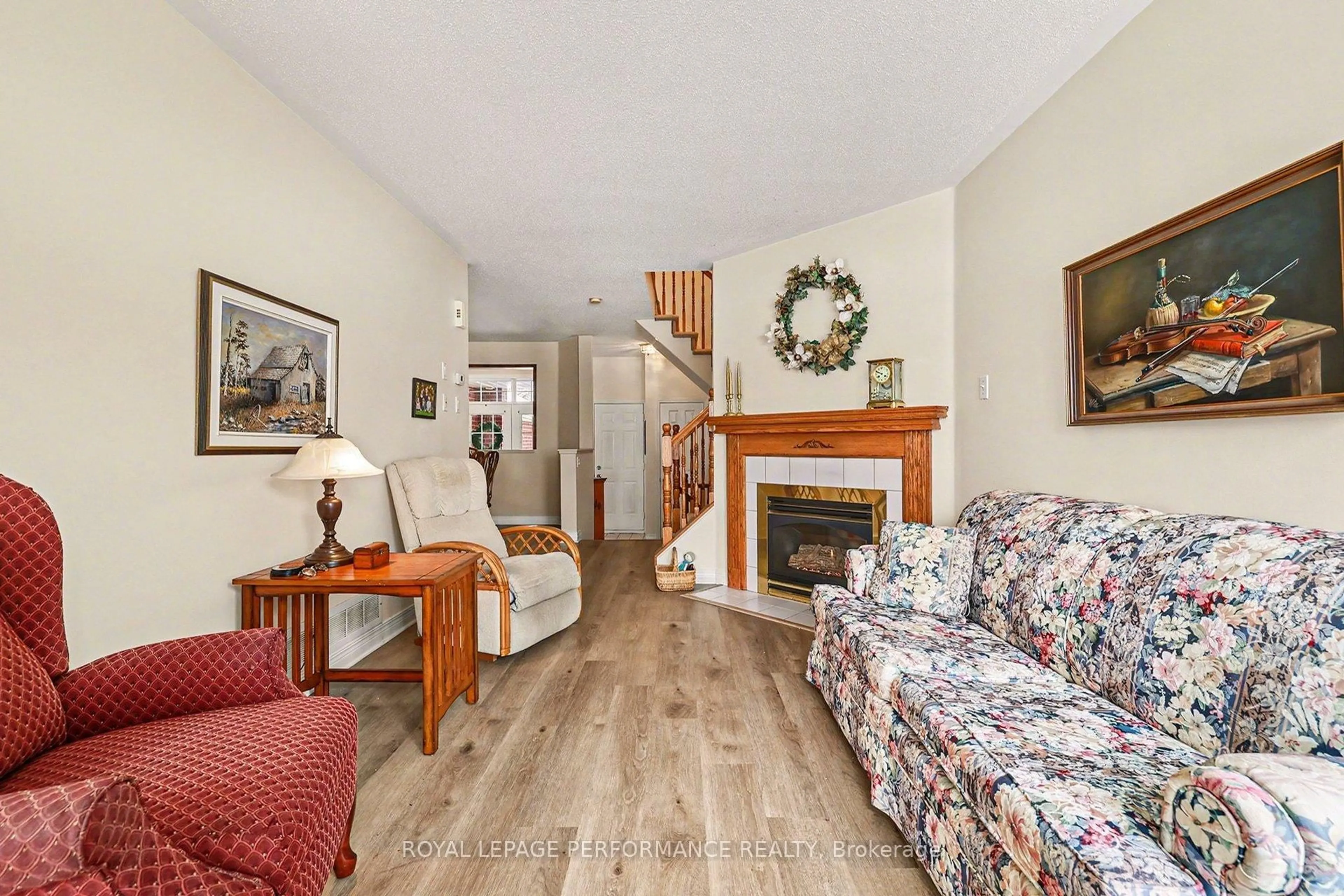Living room with furniture, unknown for 214 Windhurst Dr, Ottawa Ontario K2G 6H9
