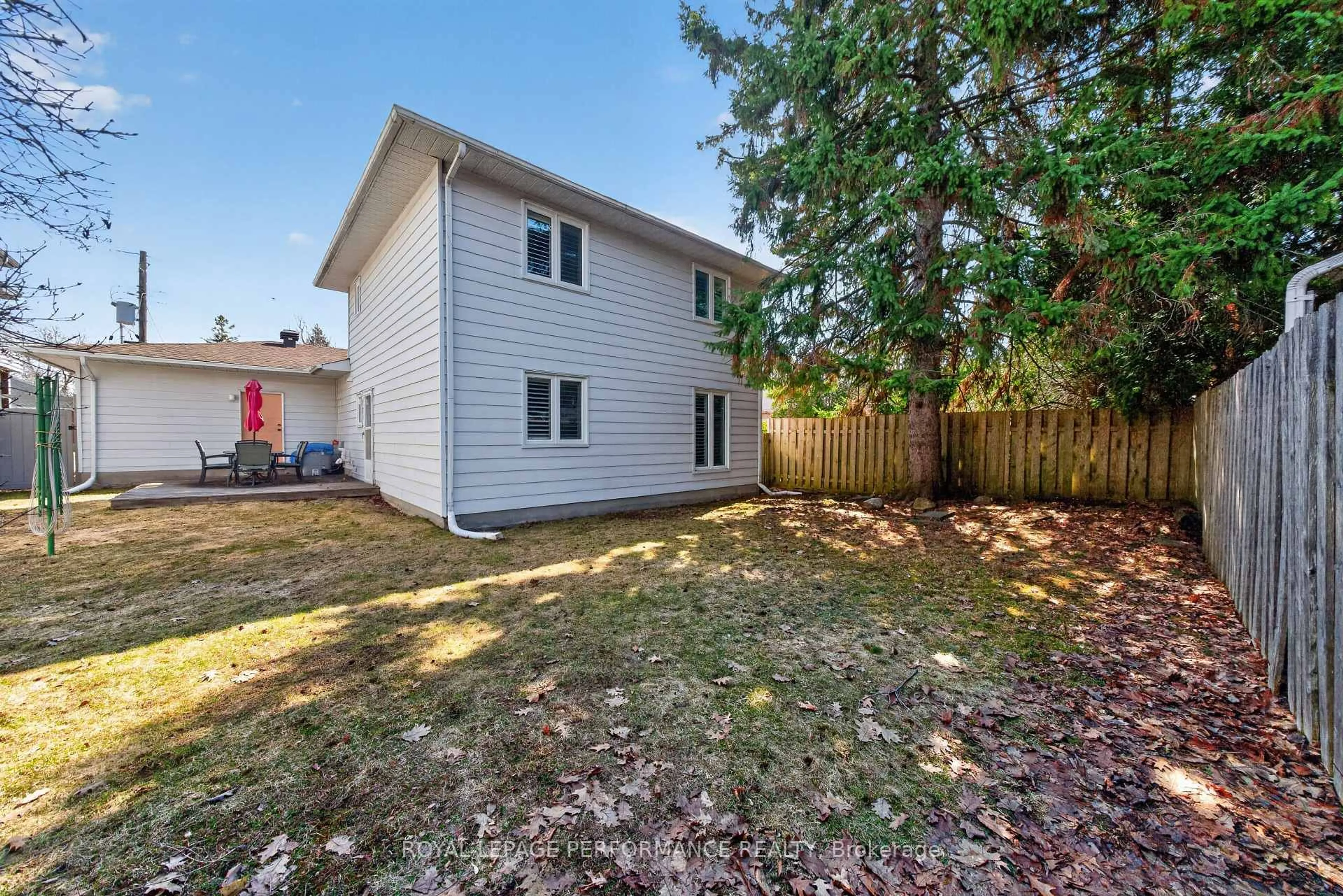 Unknown for 270 Compton Ave, Ottawa Ontario K2B 5A9