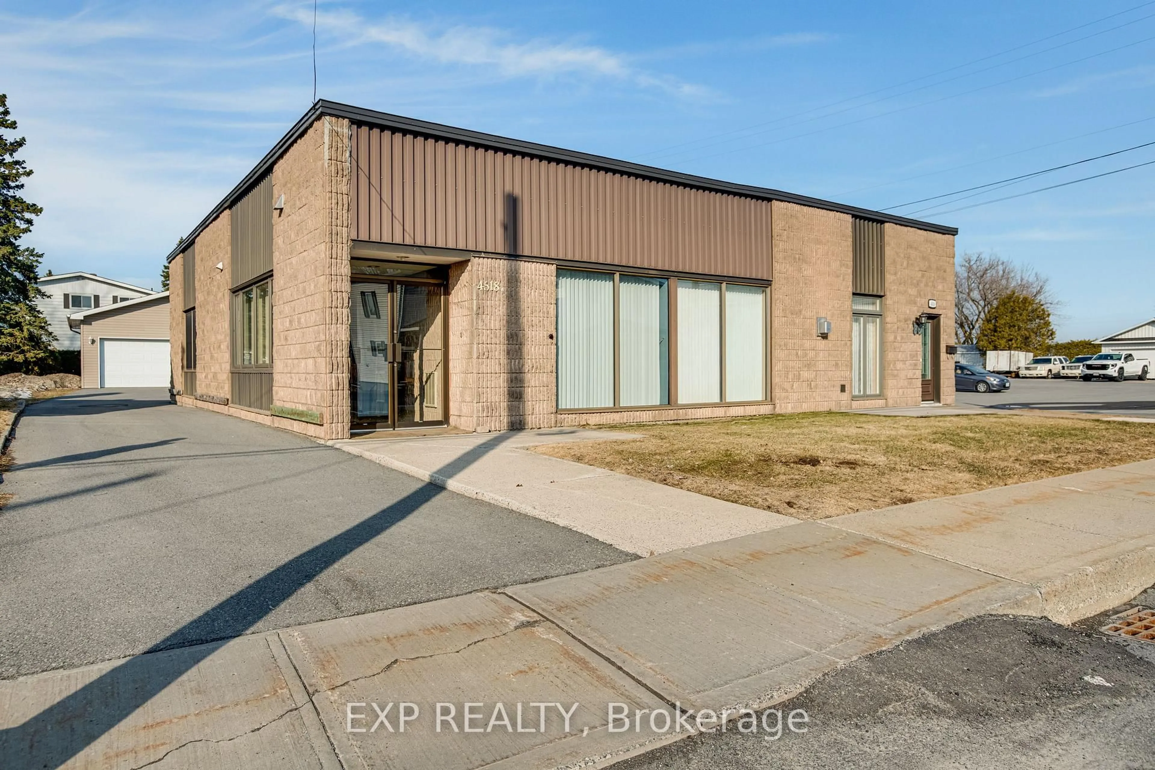 A pic from outside/outdoor area/front of a property/back of a property/a pic from drone, building for 4518 Ste Catherine St, The Nation Ontario K0C 2B0