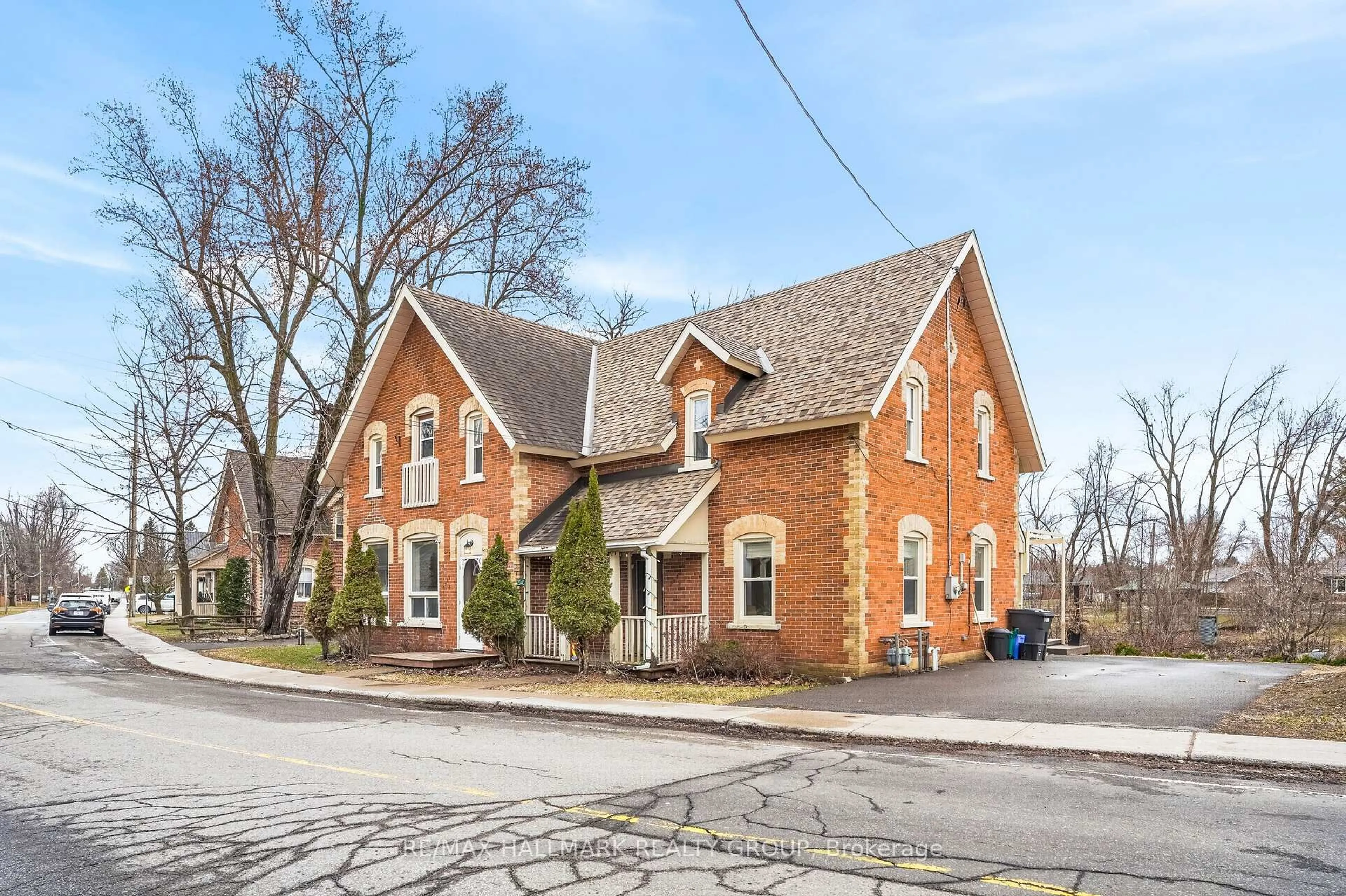 Home with brick exterior material, building for 2343 Church St, North Gower Ontario K0A 2T0