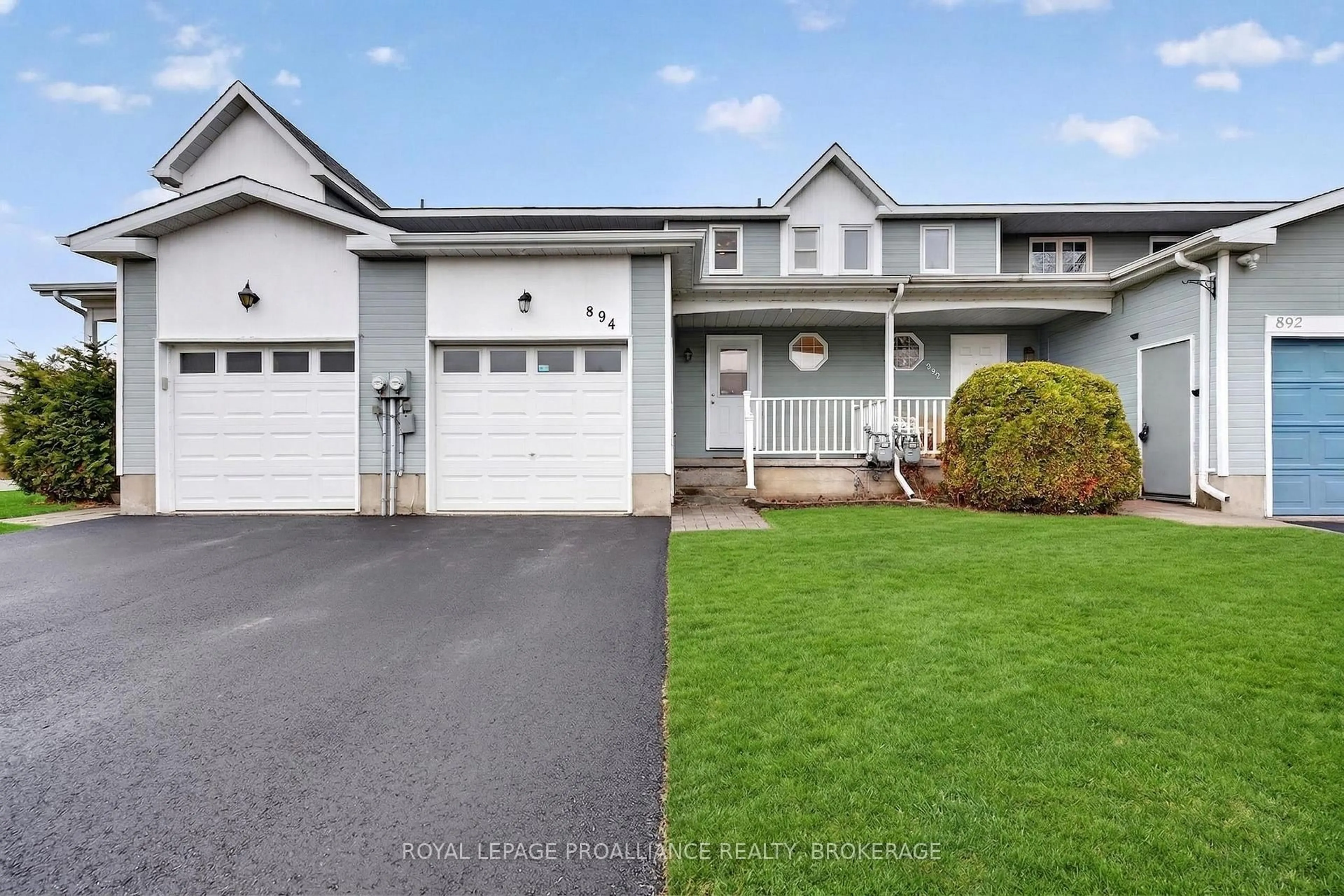 Home with vinyl exterior material, unknown for 894 Littlestone Cres, Kingston Ontario K7M 8L8