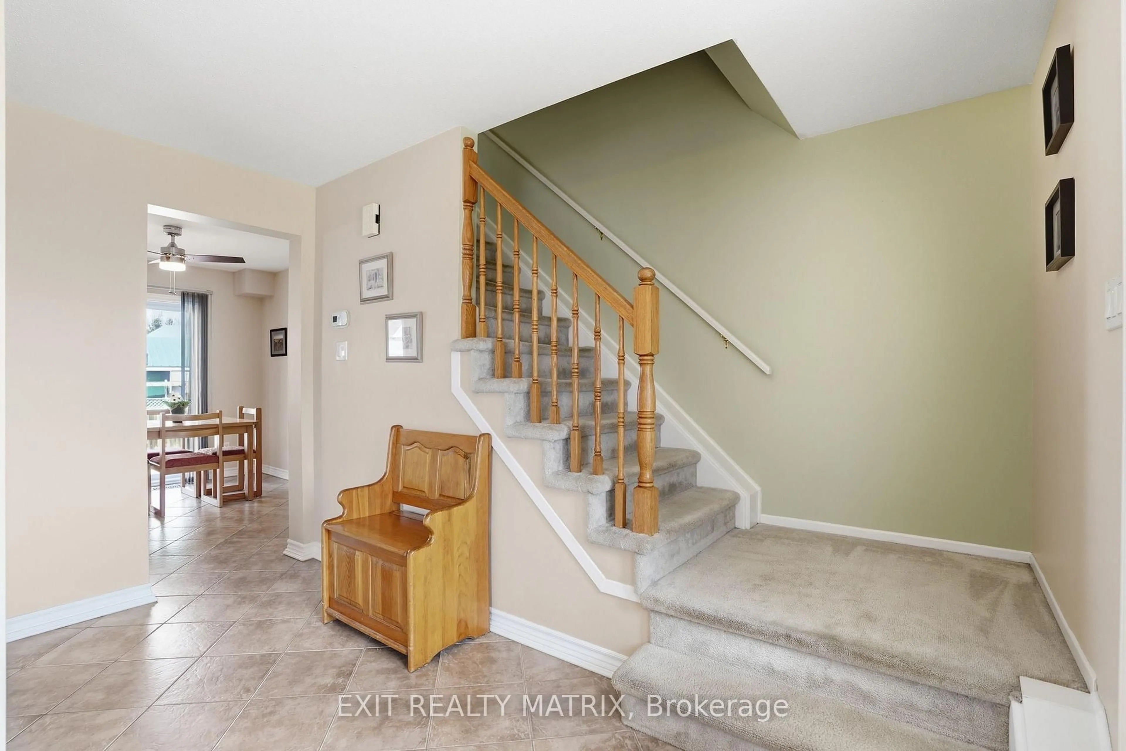 Unknown for 144 Centenaire St, Russell Ontario K0A 1W0