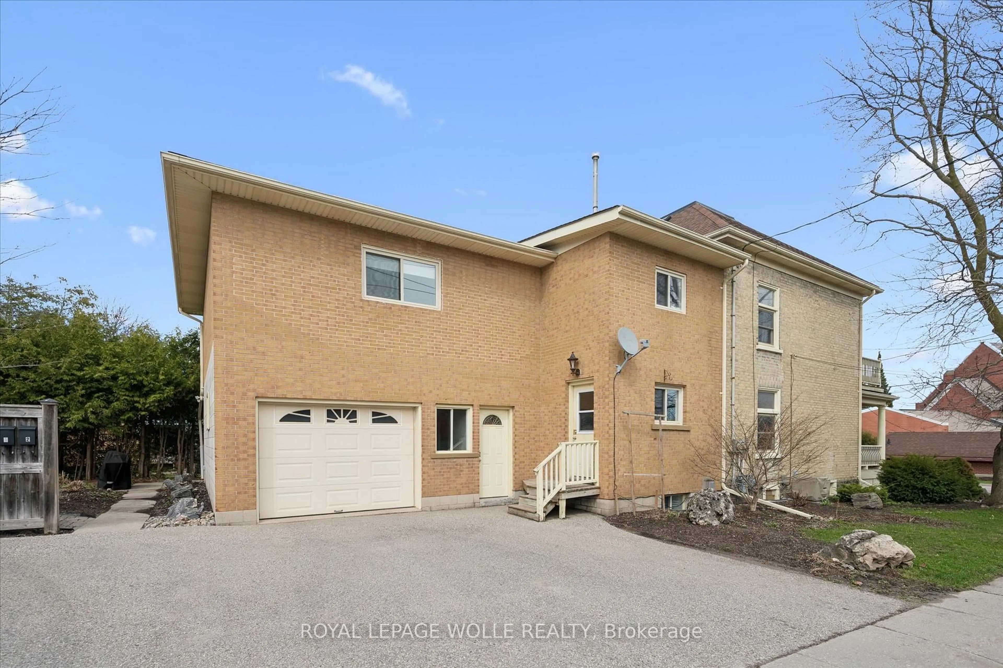 Unknown for 16 Hampton St, Woolwich Ontario N3B 1X9