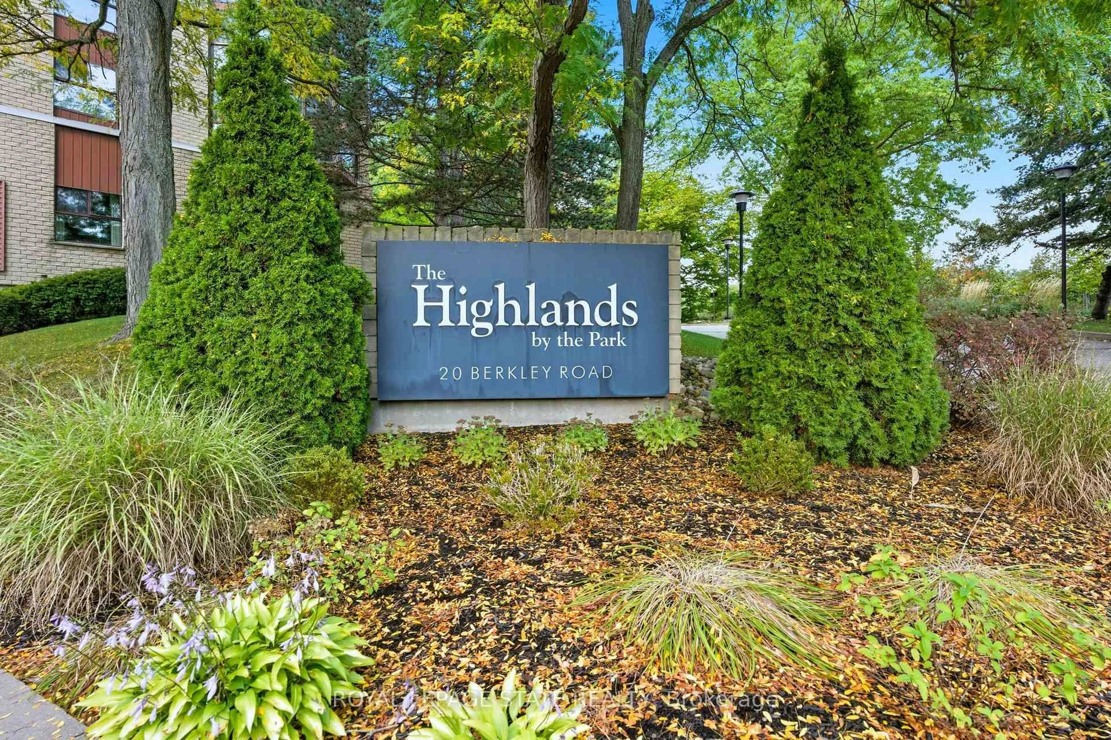 Unknown for 20 Berkley St #702, Cambridge Ontario N1S 4S8