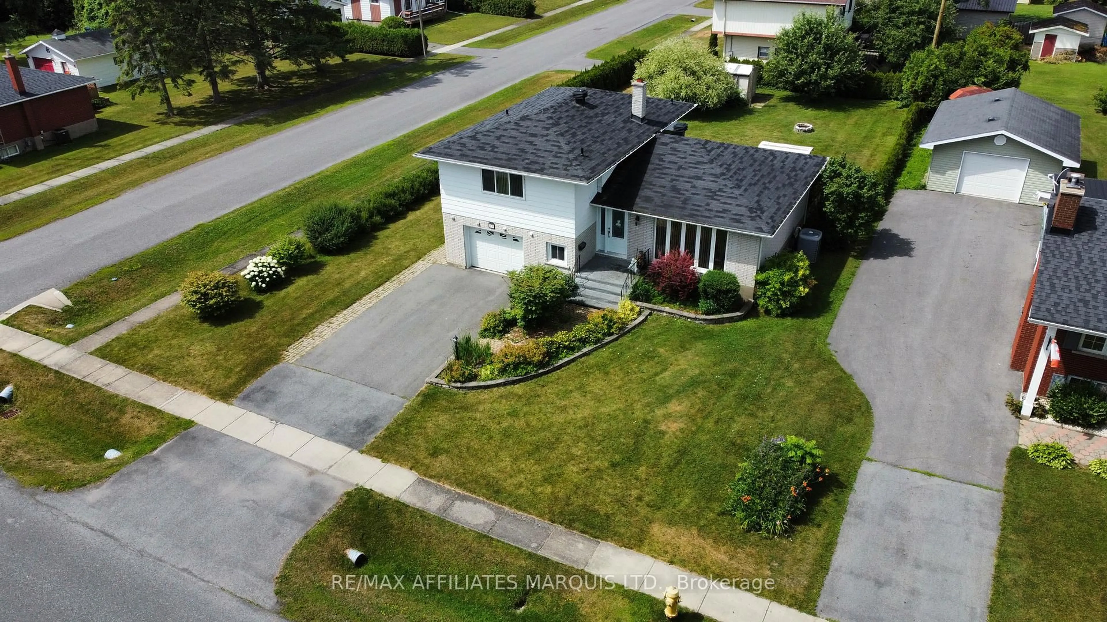 A pic from outside/outdoor area/front of a property/back of a property/a pic from drone, street for 11 Ault Dr, South Stormont Ontario K0C 1M0