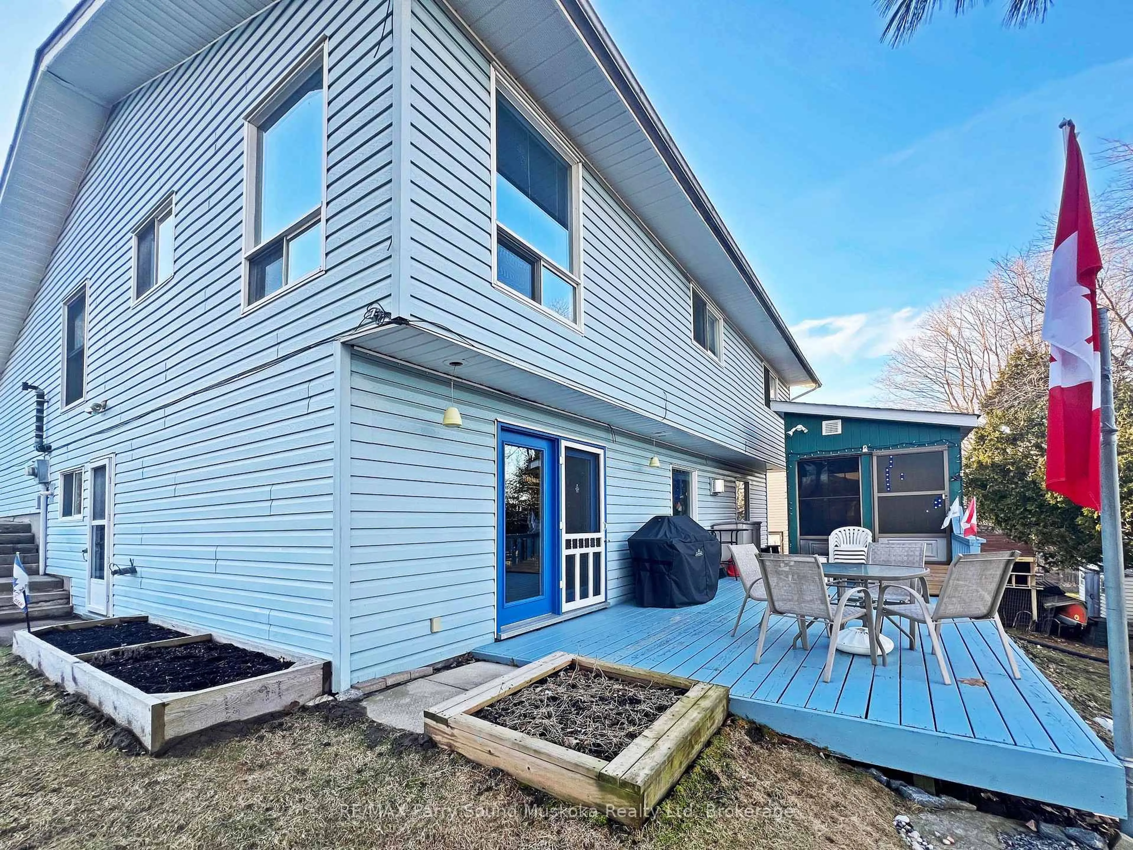 Unknown for 16 Macklaim Dr, Parry Sound Ontario P2A 2Z2