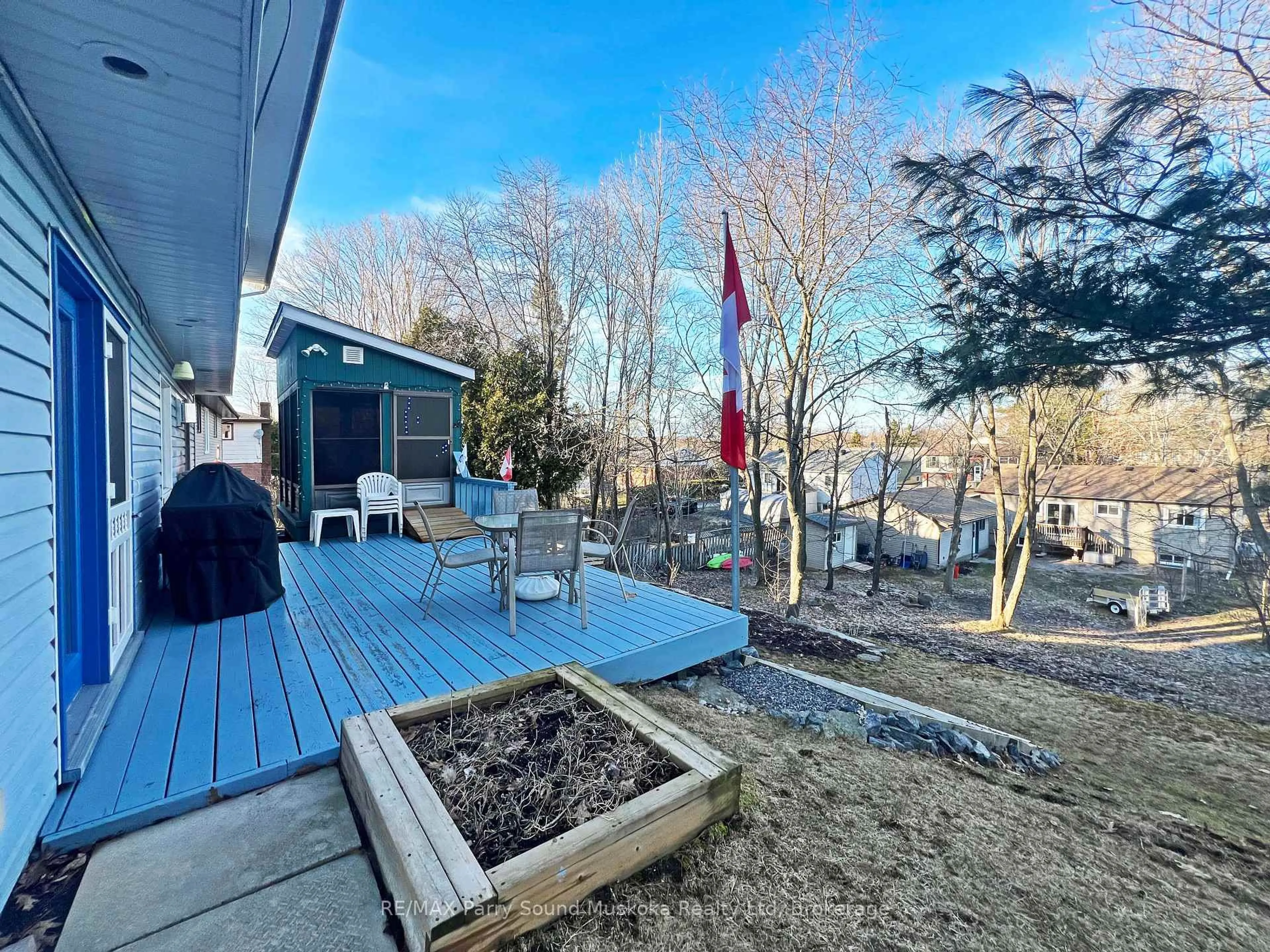 A pic from outside/outdoor area/front of a property/back of a property/a pic from drone, water/lake/river/ocean view for 16 Macklaim Dr, Parry Sound Ontario P2A 2Z2