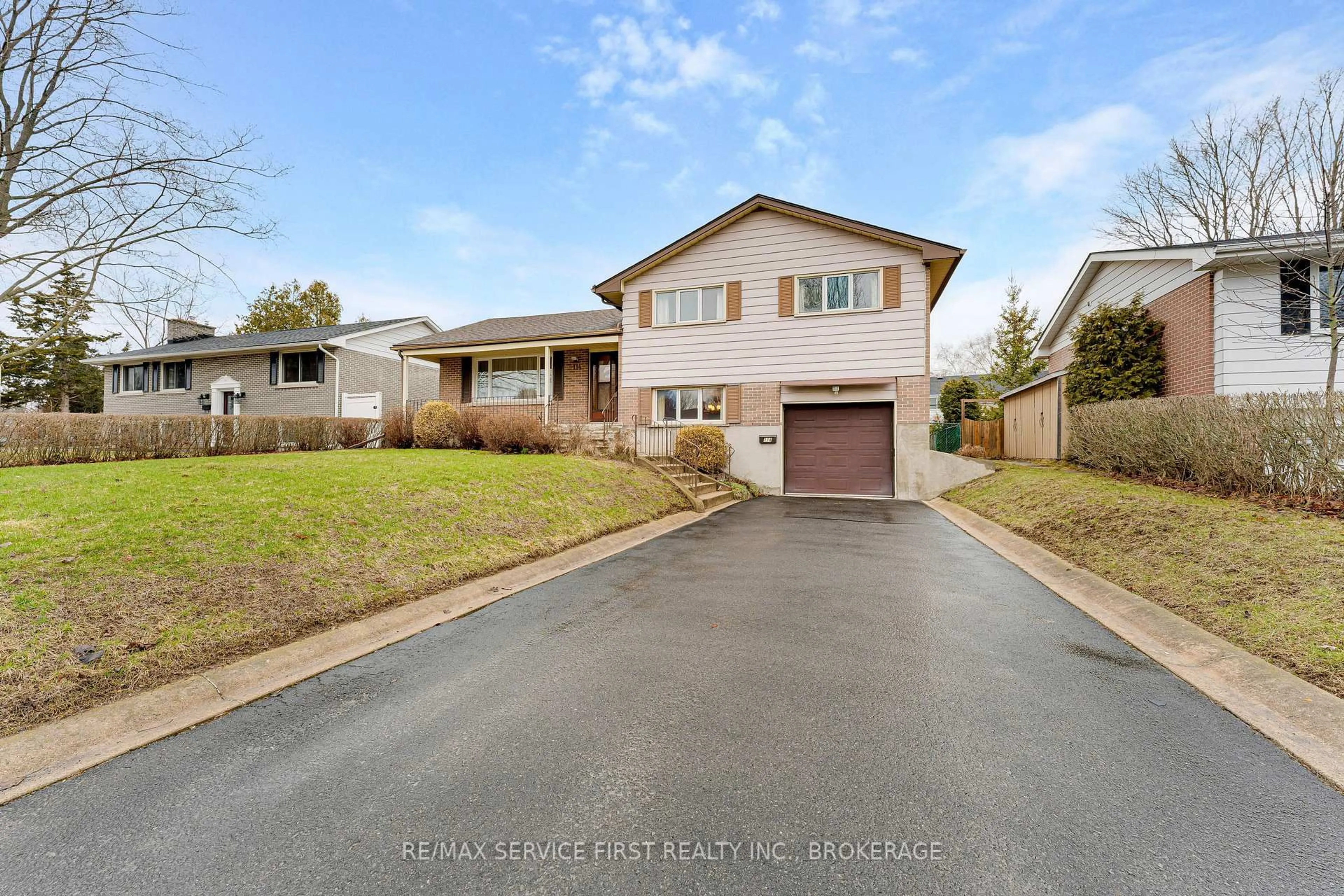 Unknown for 114 Braemar Rd, Kingston Ontario K7M 4B6