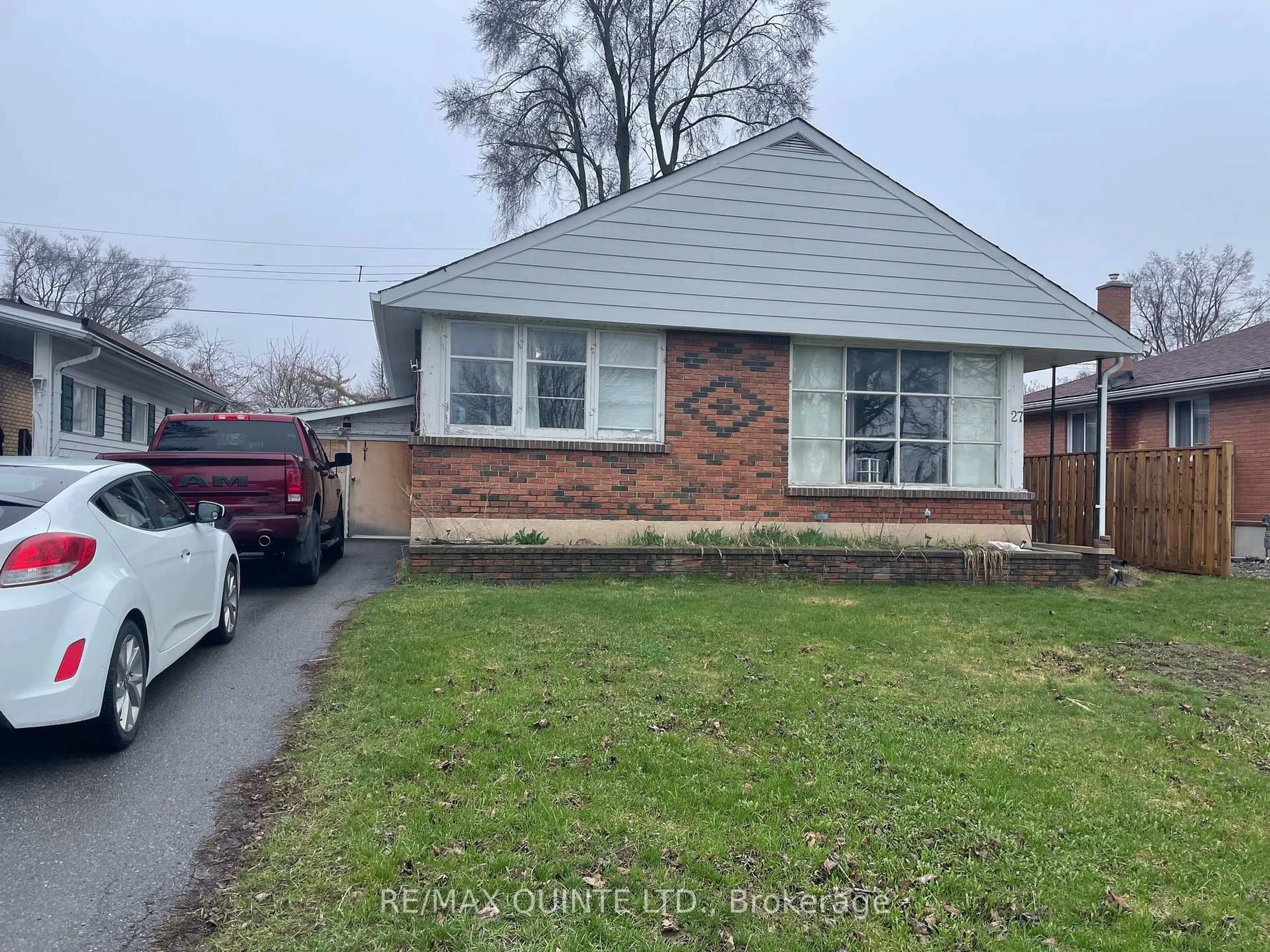 Unknown for 27 First Ave, Quinte West Ontario K8V 5M6