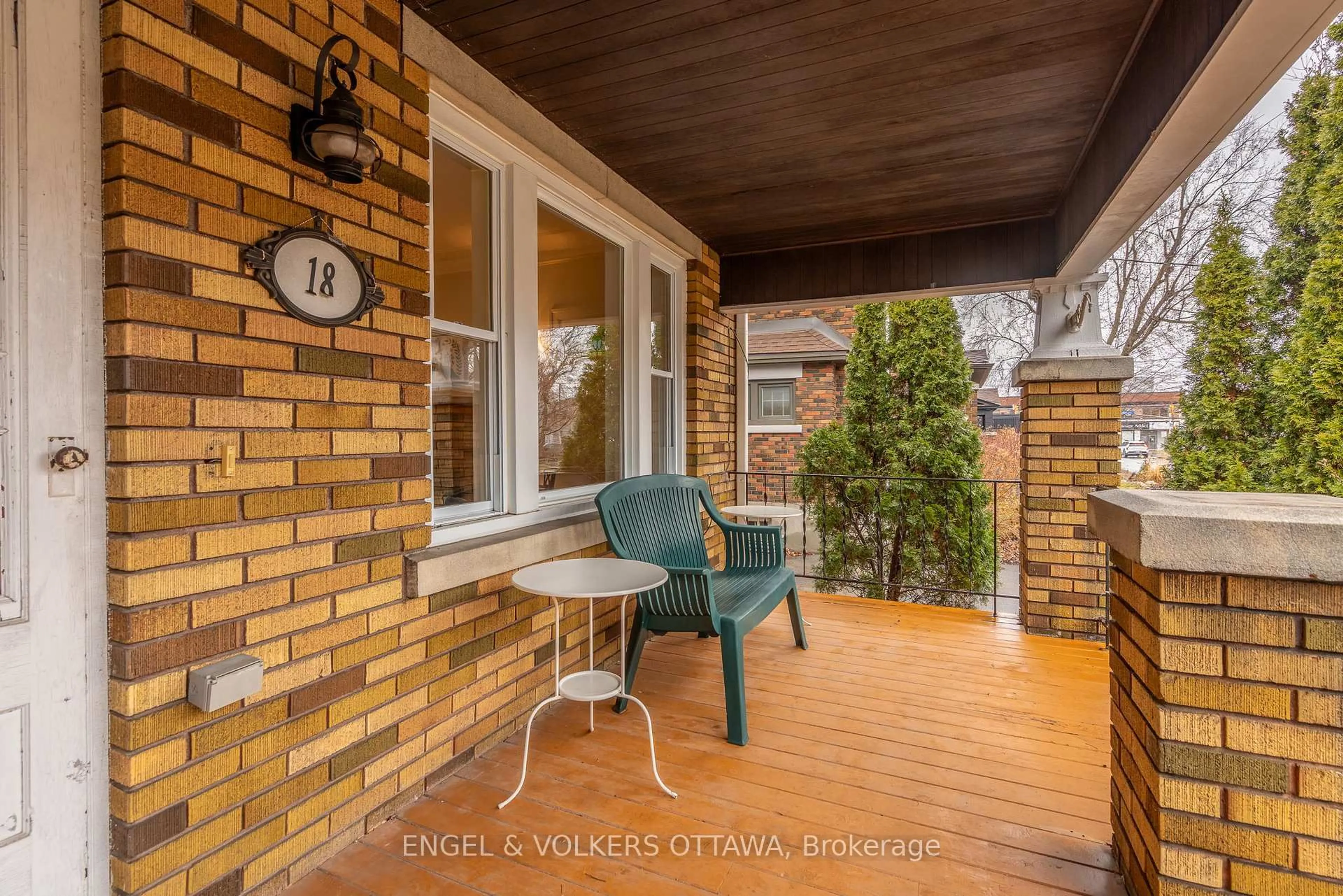 Patio, street for 18 Clarendon Ave, Ottawa Ontario K1Y 0P2