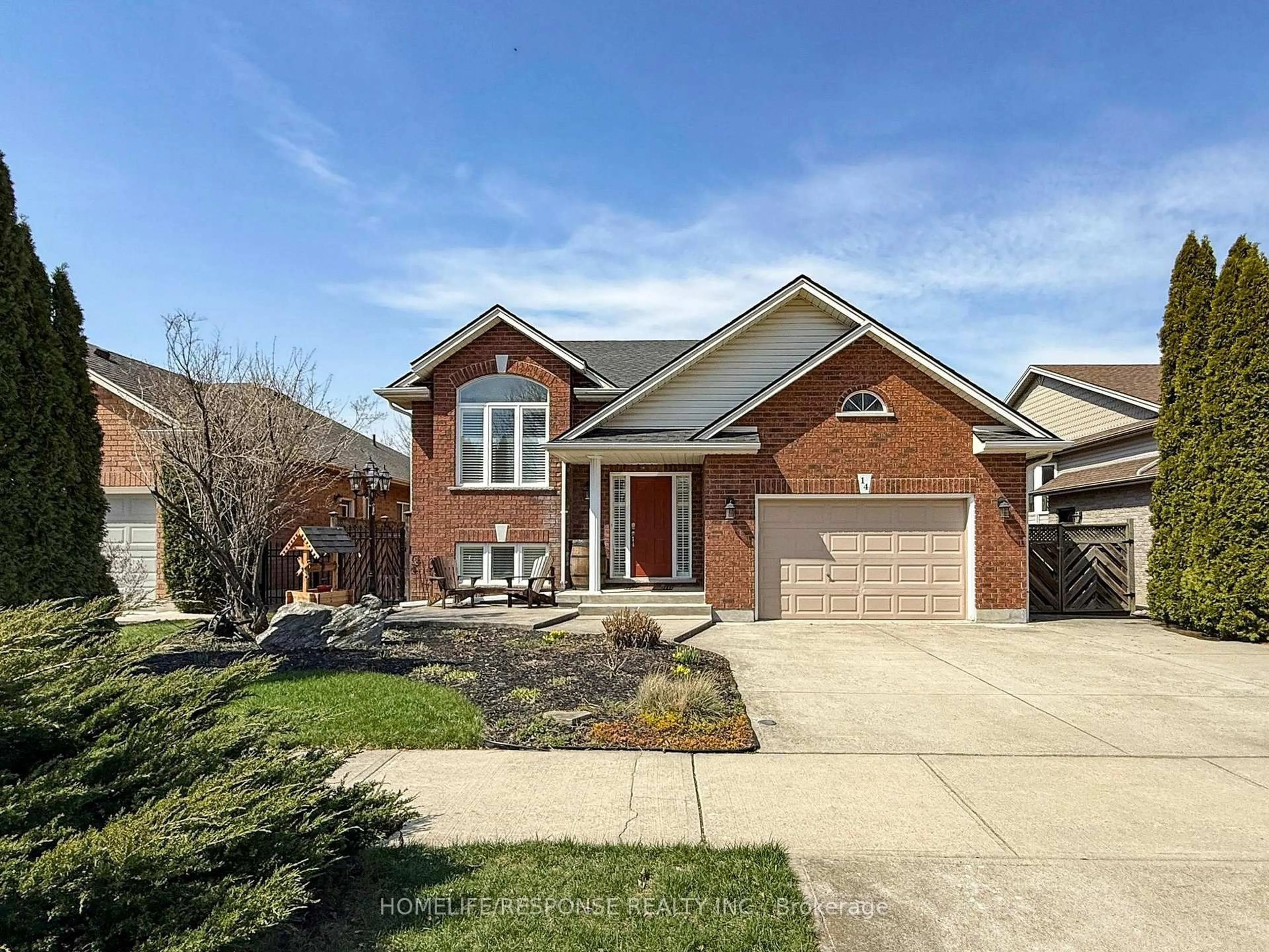 Home with brick exterior material, street for 14 Bianca Dr, Niagara-on-the-Lake Ontario L0S 1T0