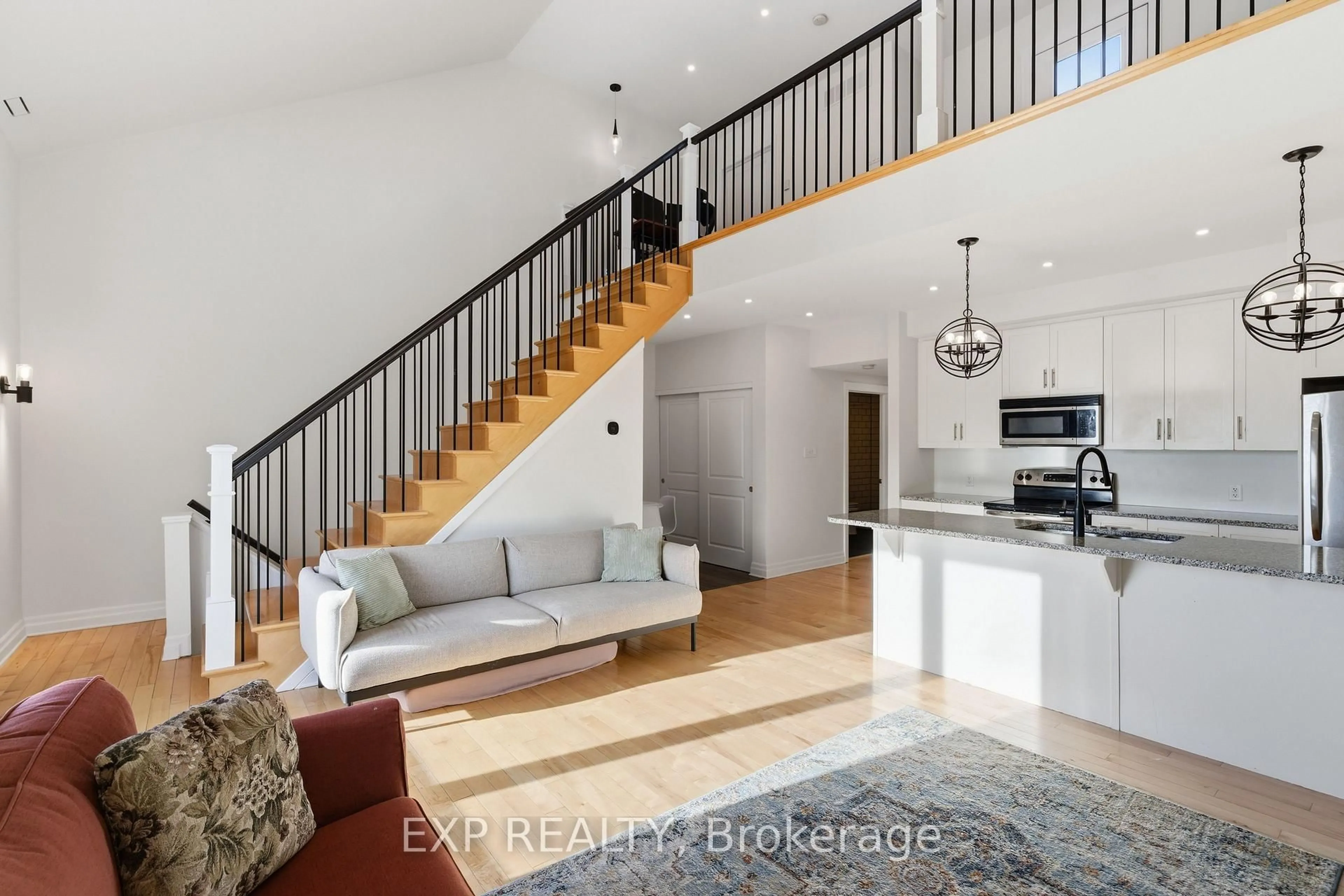 Unknown for 28 Meach Private, Stittsville Ontario K2S 0T8