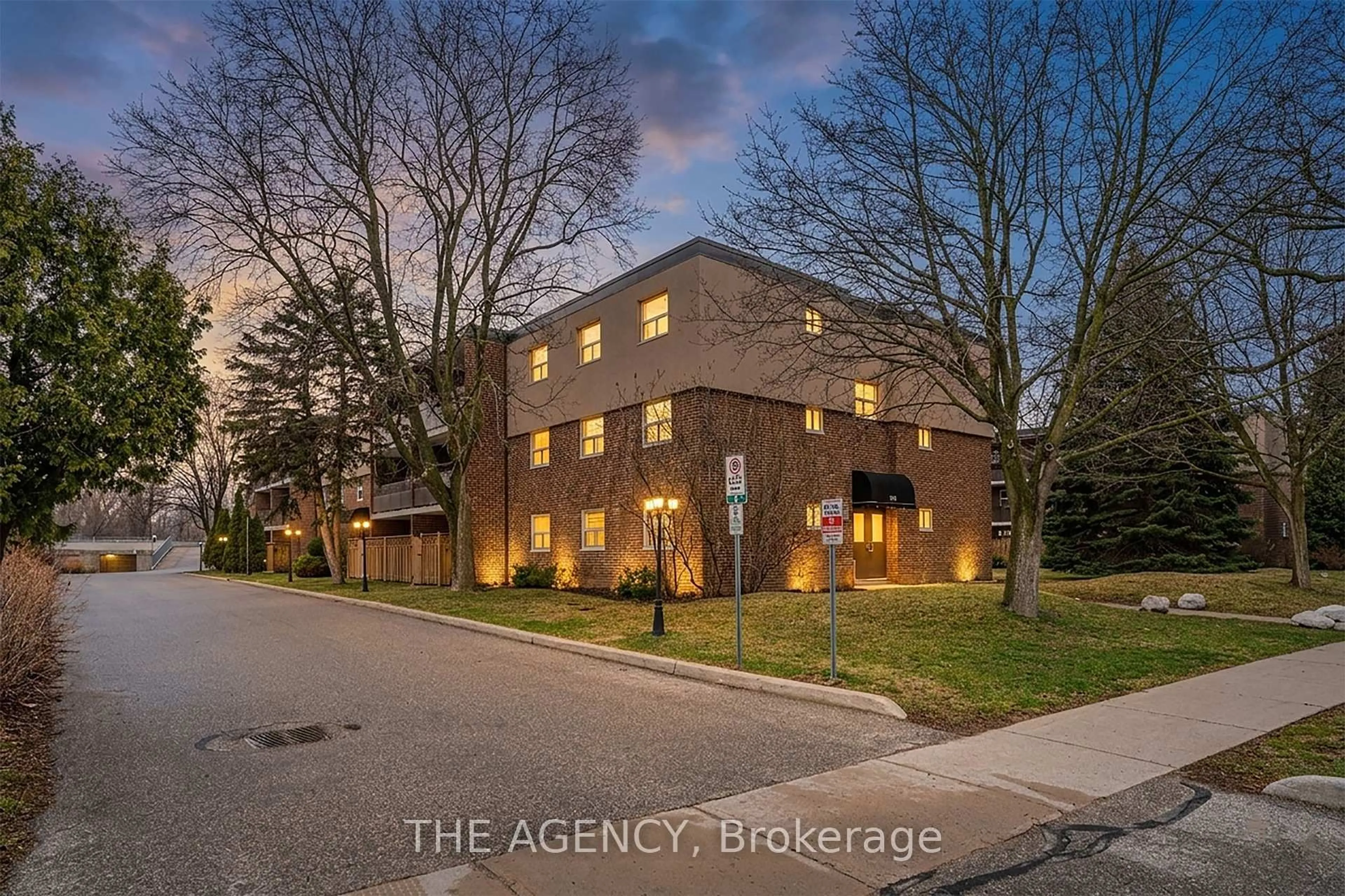 Unknown for 640 Grey St #206, Brantford Ontario N3S 4Y3