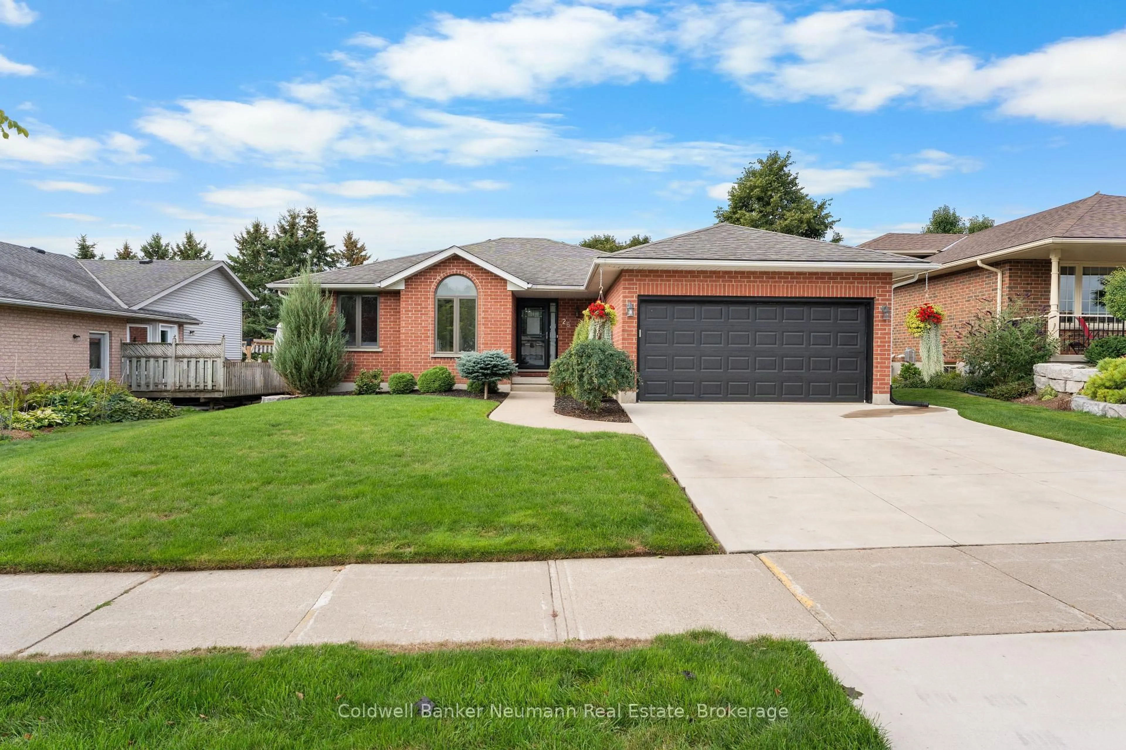 Home with brick exterior material, street for 28 Keating Dr, Centre Wellington Ontario N0B 1S0