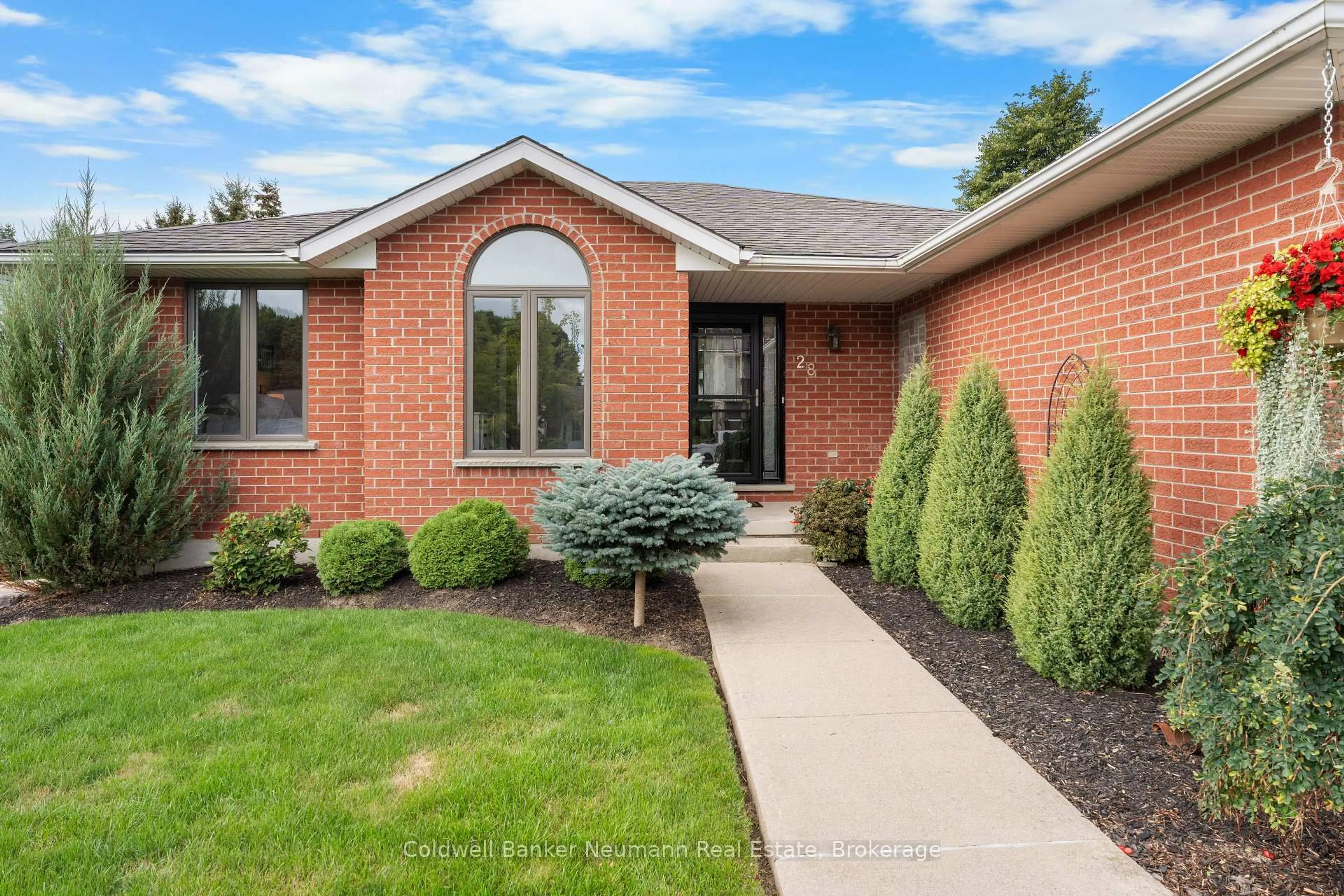 Home with brick exterior material, street for 28 Keating Dr, Centre Wellington Ontario N0B 1S0