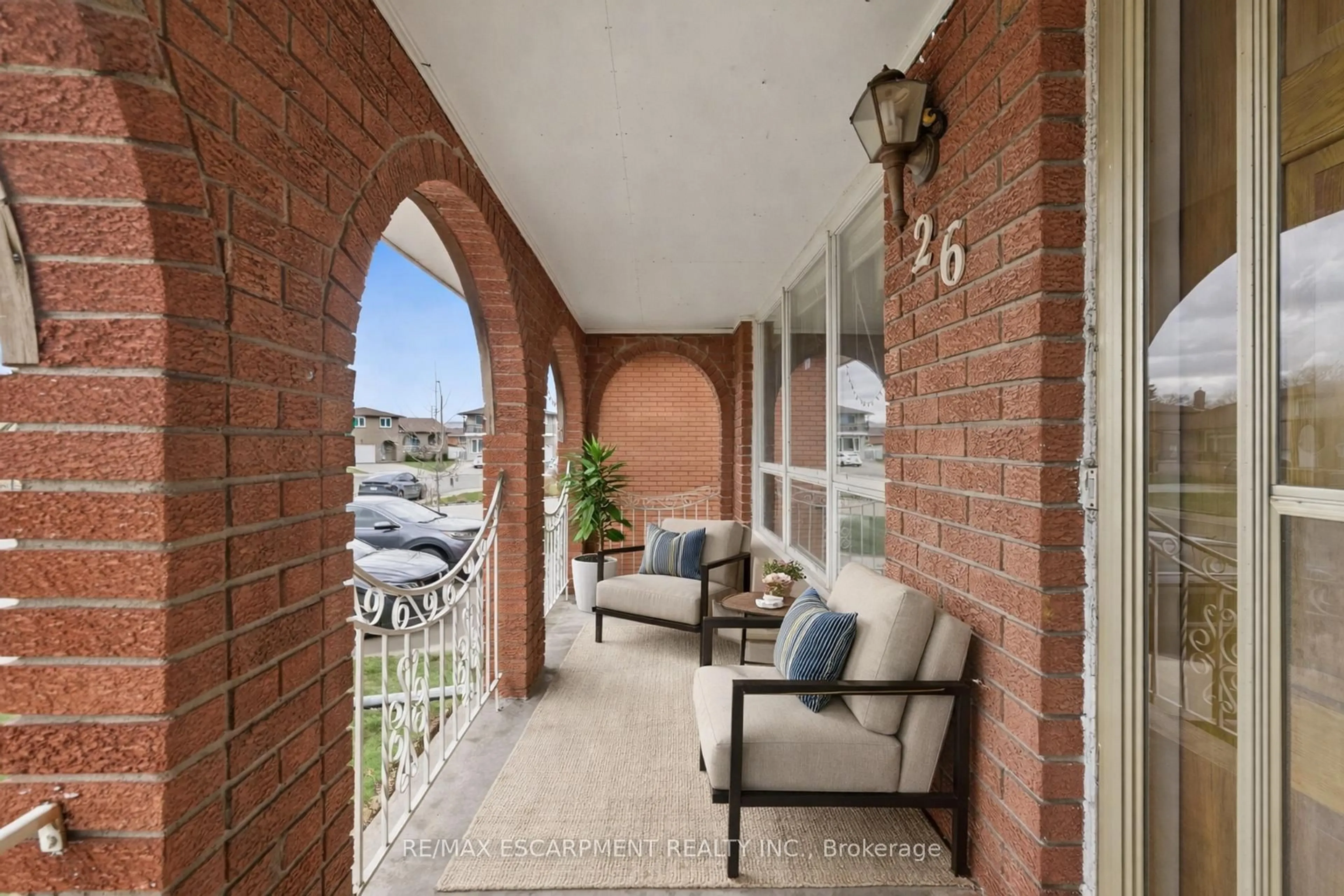 Patio, water/lake/river/ocean view for 26 Adorn Crt, Hamilton Ontario L8E 3N2