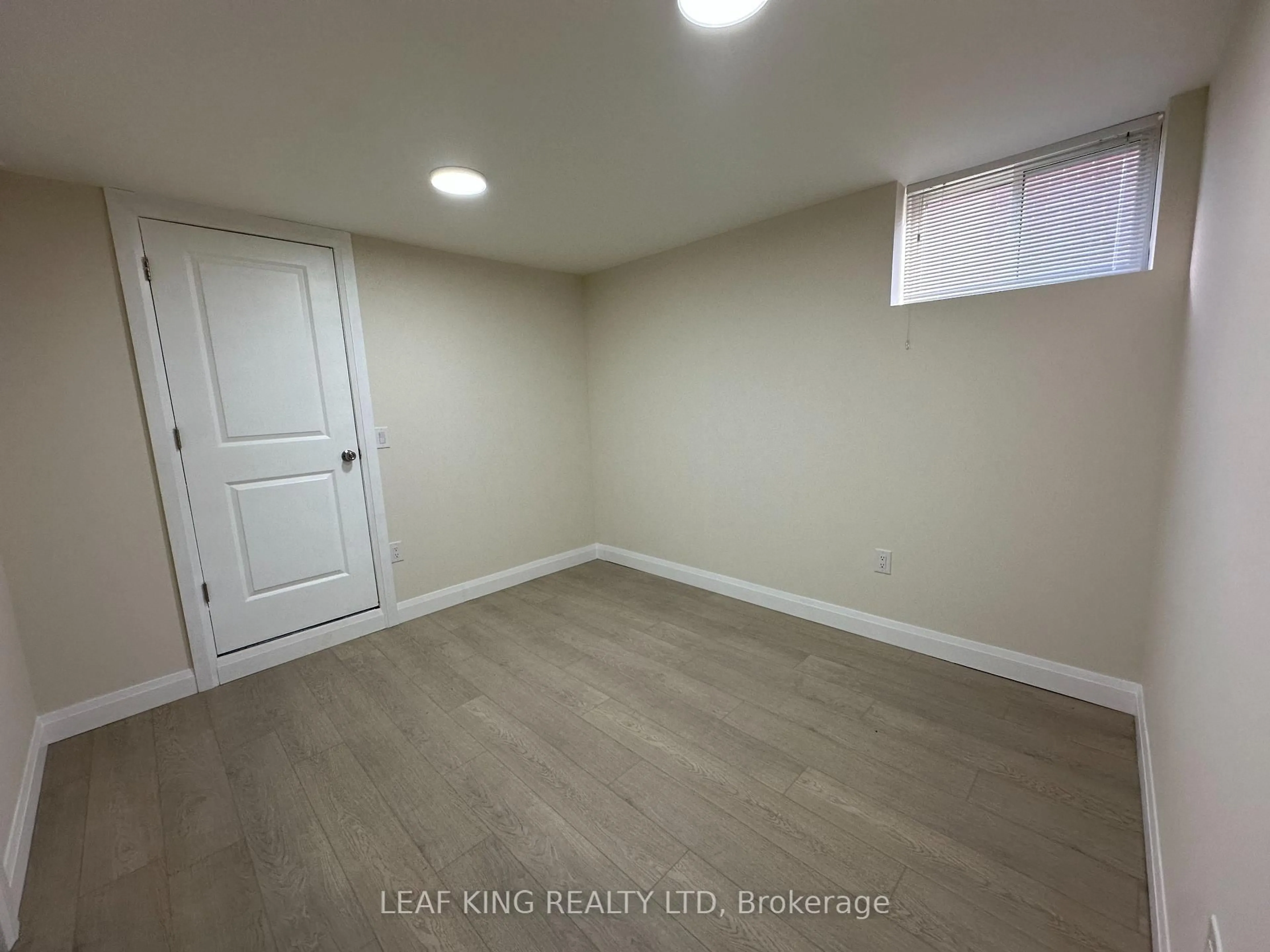 A pic of a room for 54 West 1st St, Hamilton Ontario L9C 3C1