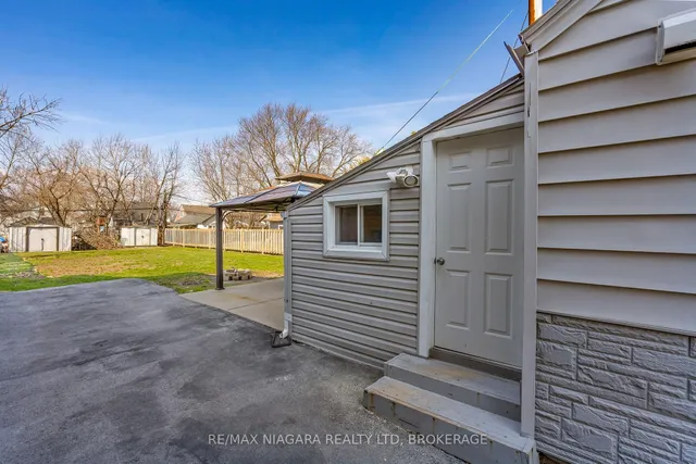 50 Merigold St, St. Catharines 4