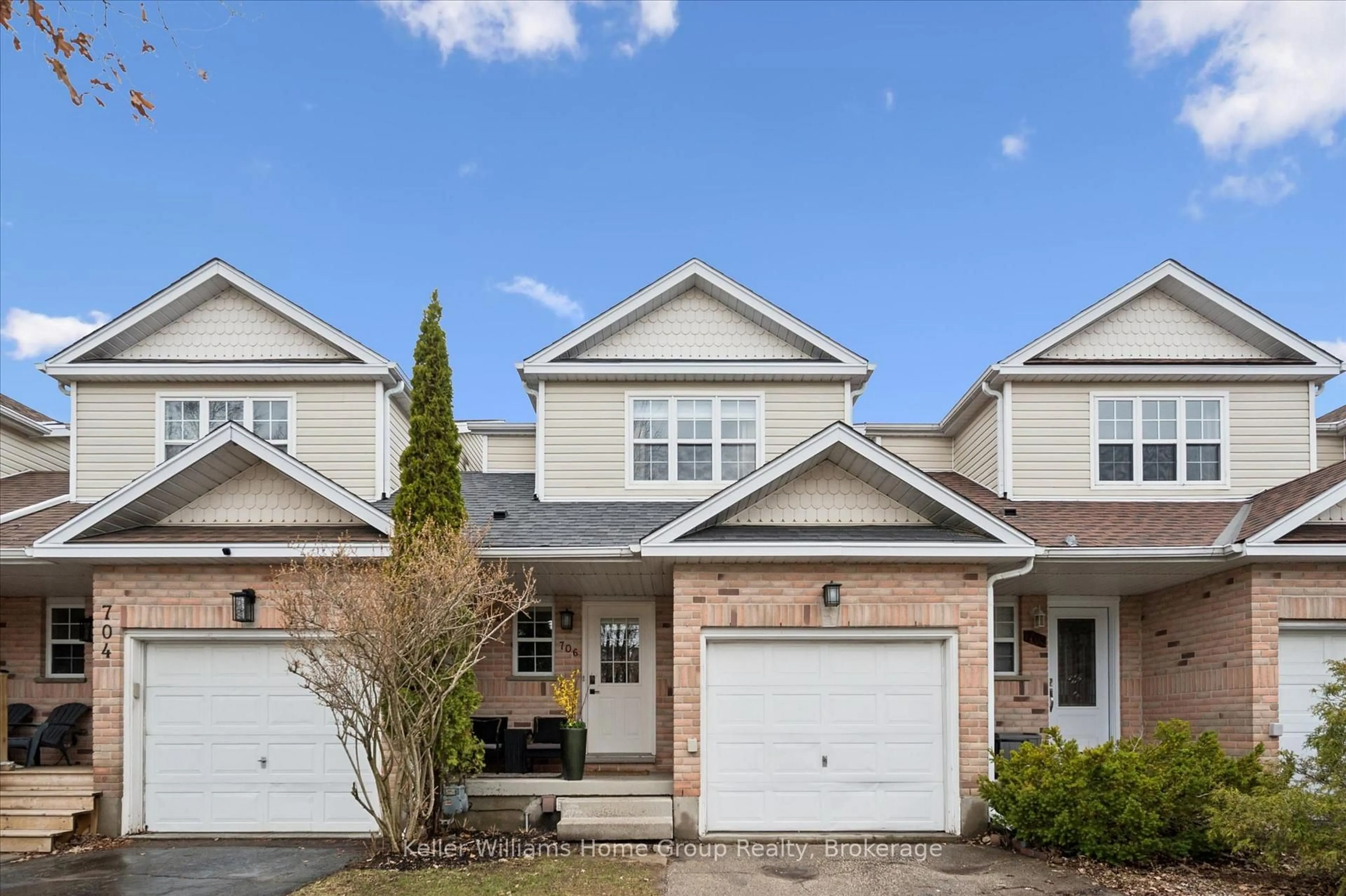 Unknown for 706 Denny Gate, Centre Wellington Ontario N1M 3S1