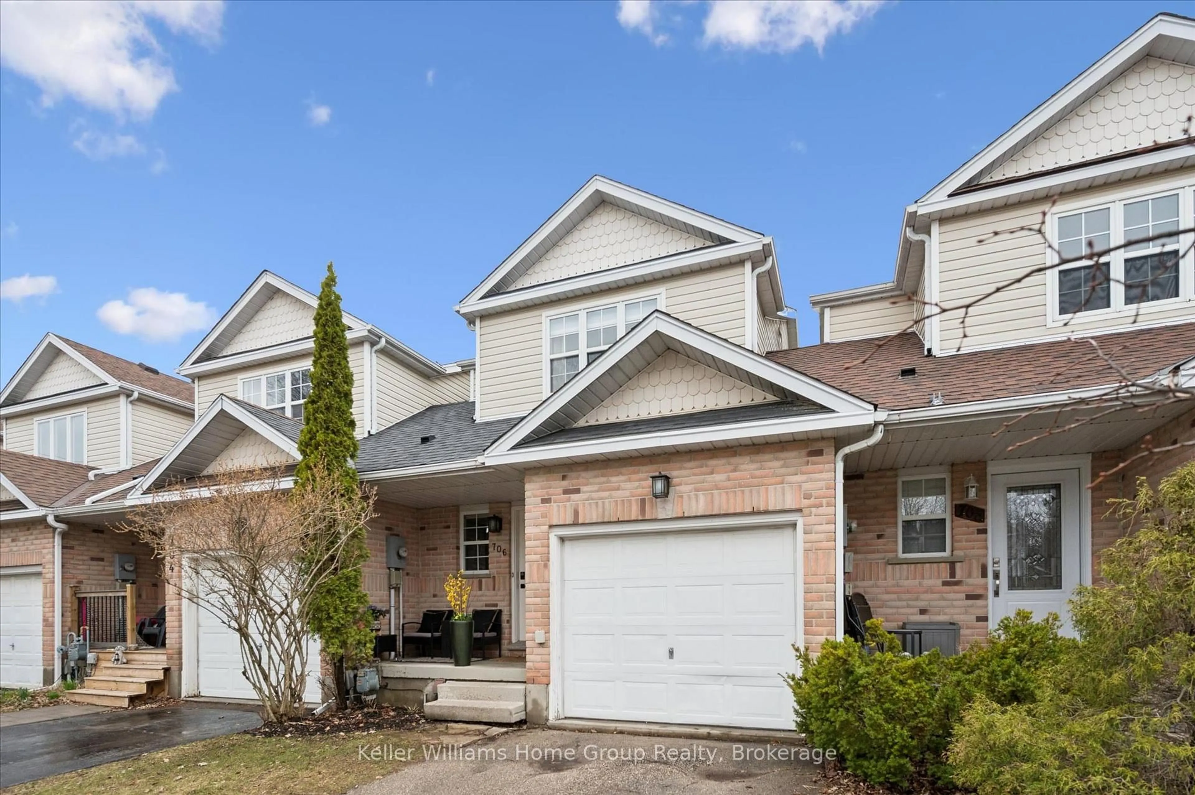 Unknown for 706 Denny Gate, Centre Wellington Ontario N1M 3S1