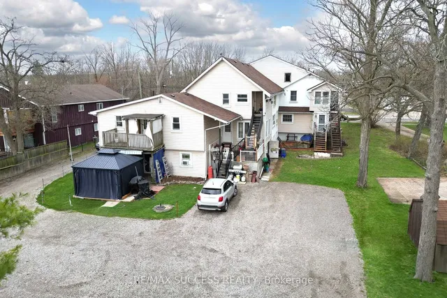 22 & 24 River St, Thorold 5