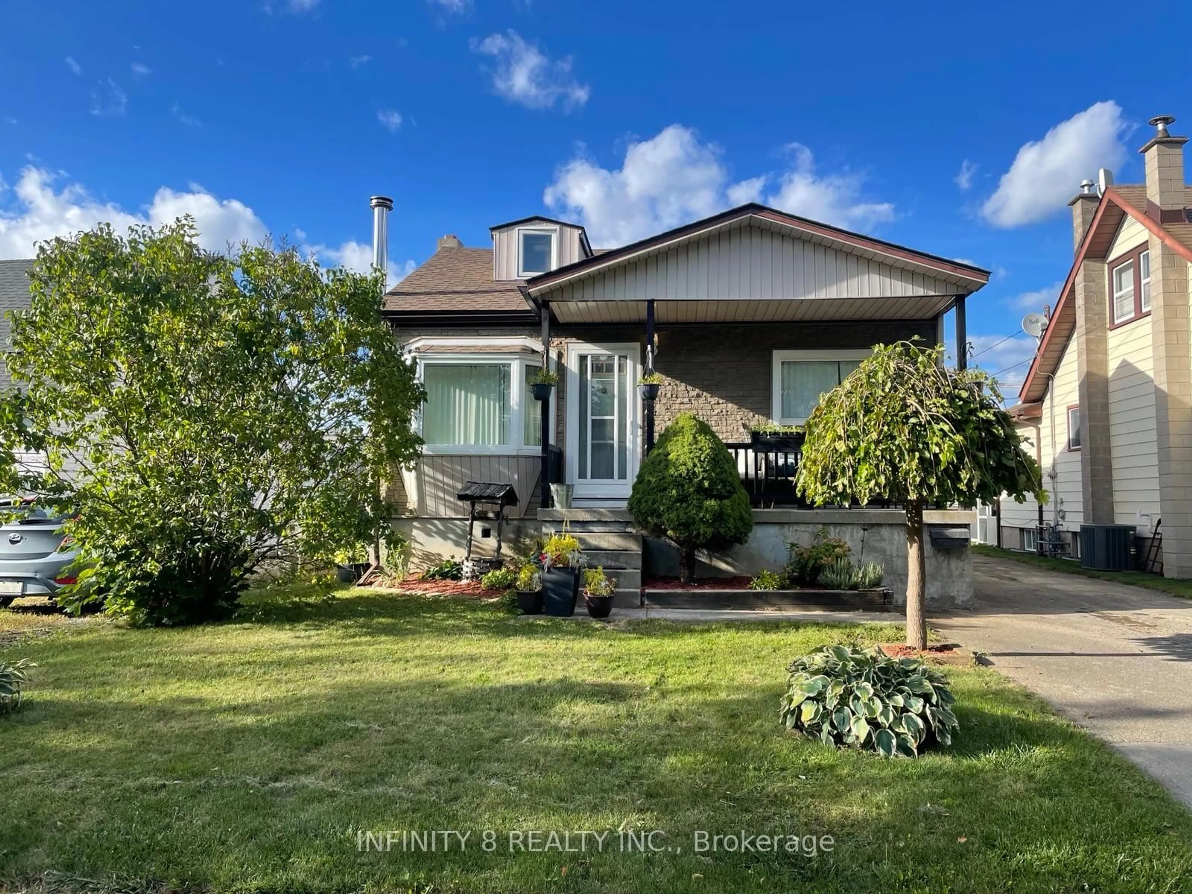 Unknown for 326 Corvette St, Welland Ontario L3B 4S6