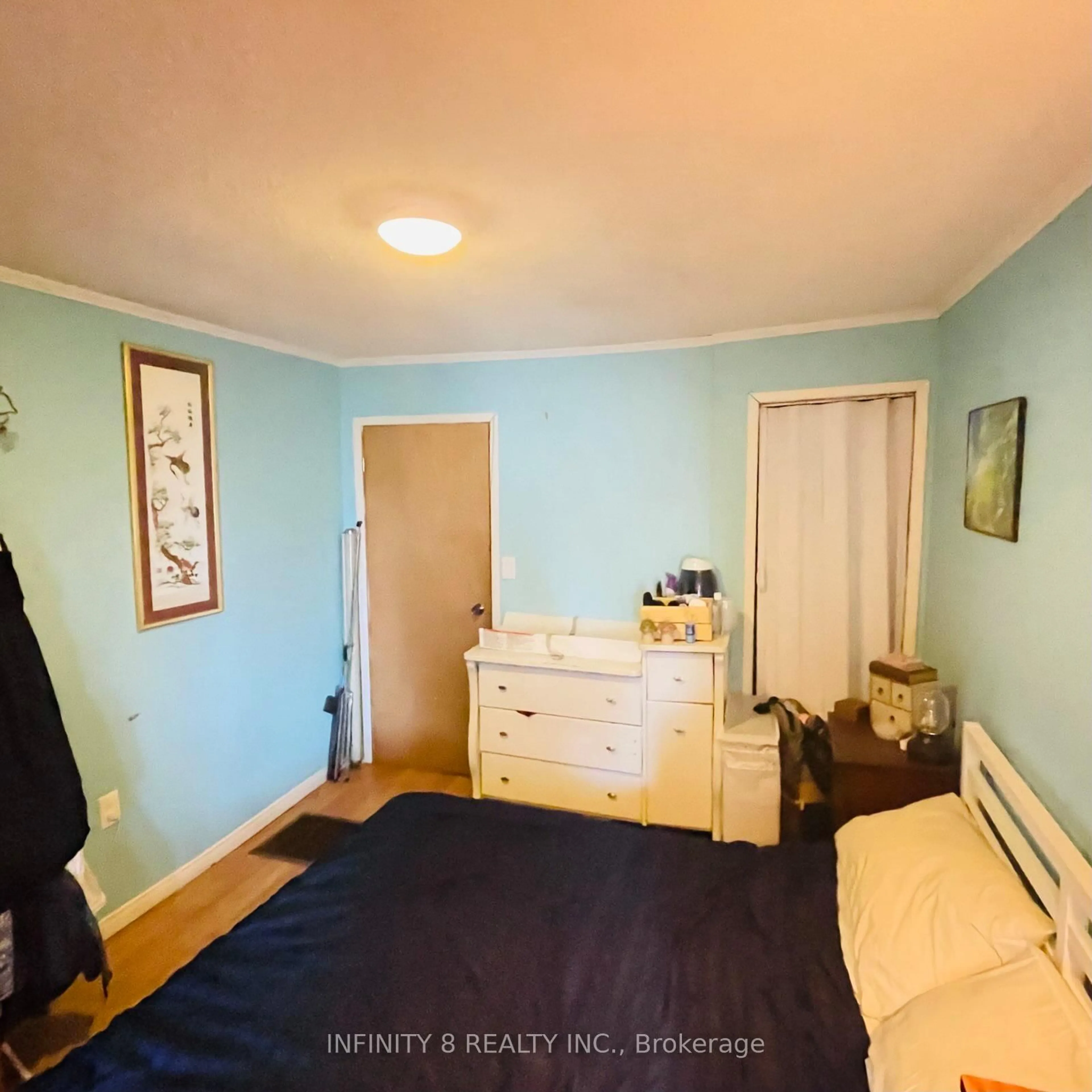 A pic of a room for 326 Corvette St, Welland Ontario L3B 4S6