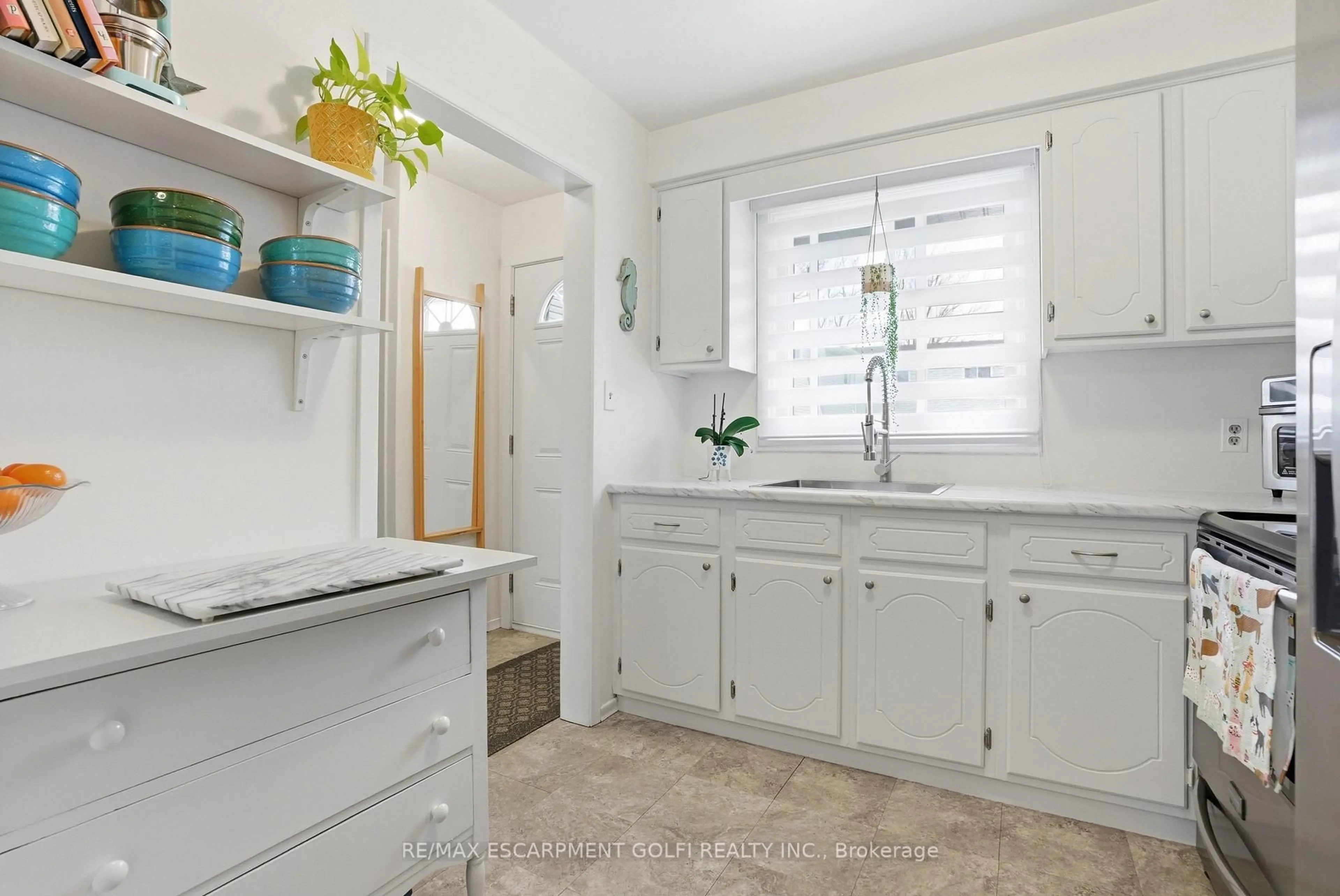 Unknown for 63 EMPIRE St #2, Welland Ontario L3B 2L3