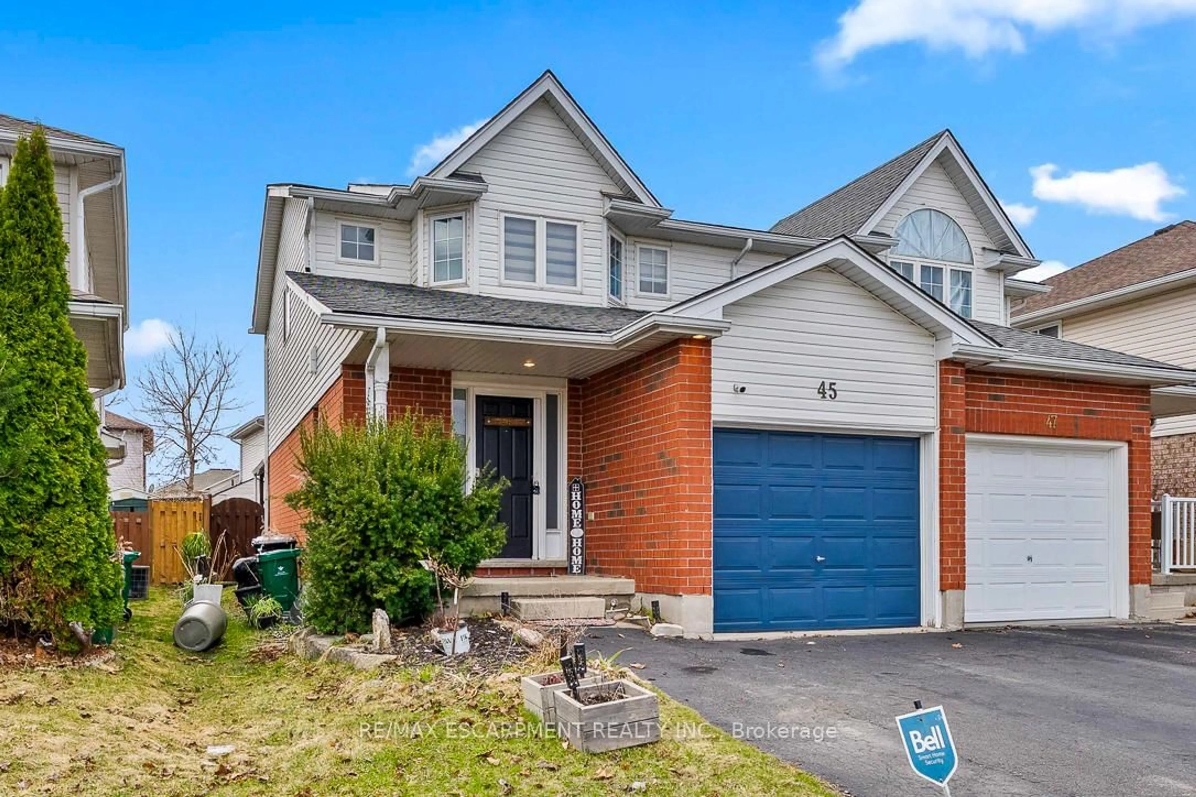 Home with brick exterior material, street for 45 Hawkins Dr, Cambridge Ontario N1T 1Z7