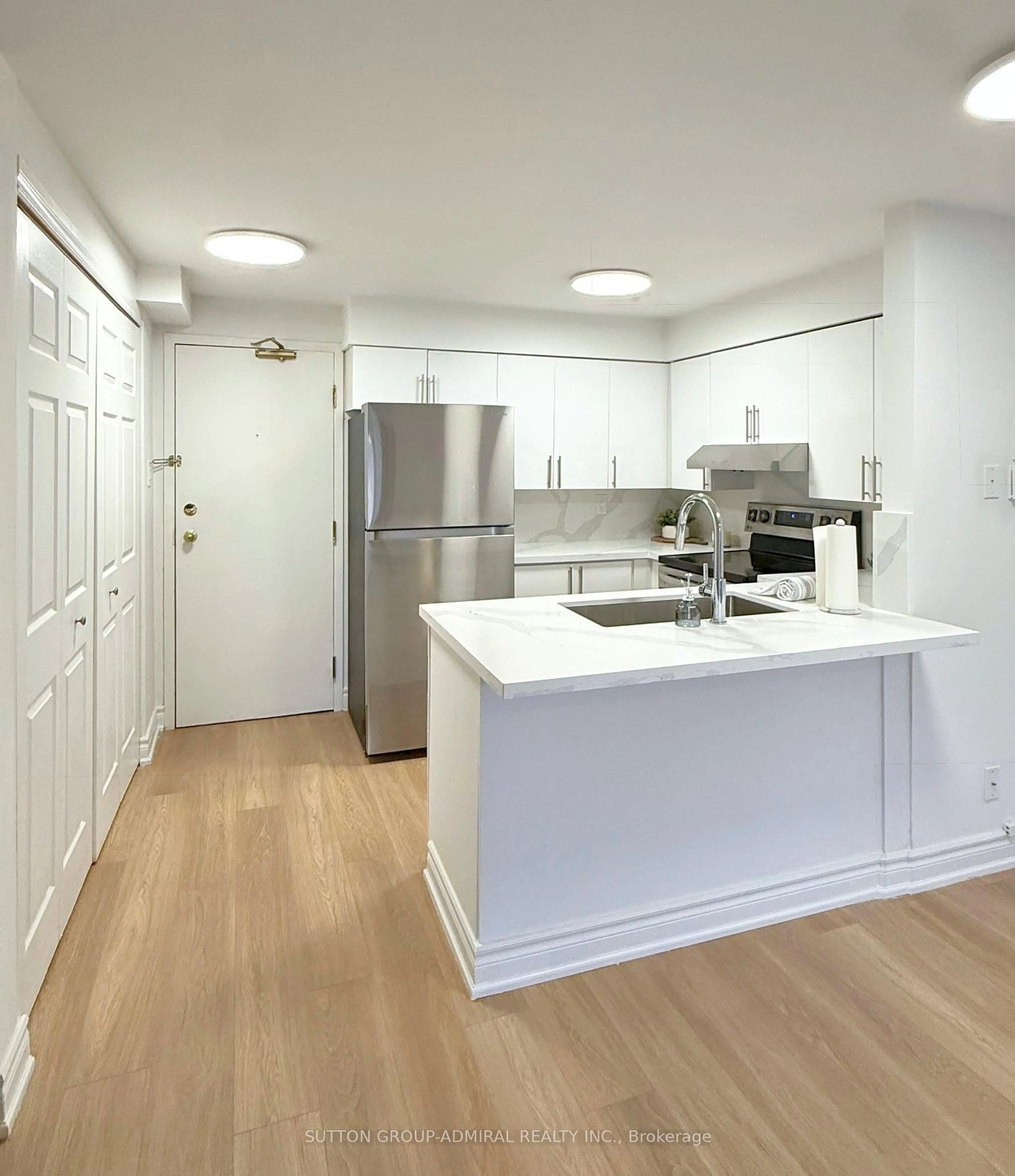 Unknown for 41 Valleyview Rd #30, Kitchener Ontario N2E 3H9