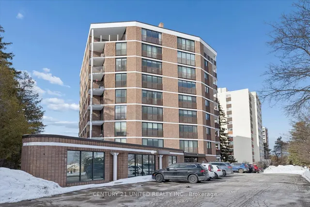 885 Clonsilla Ave #504, Peterborough 1