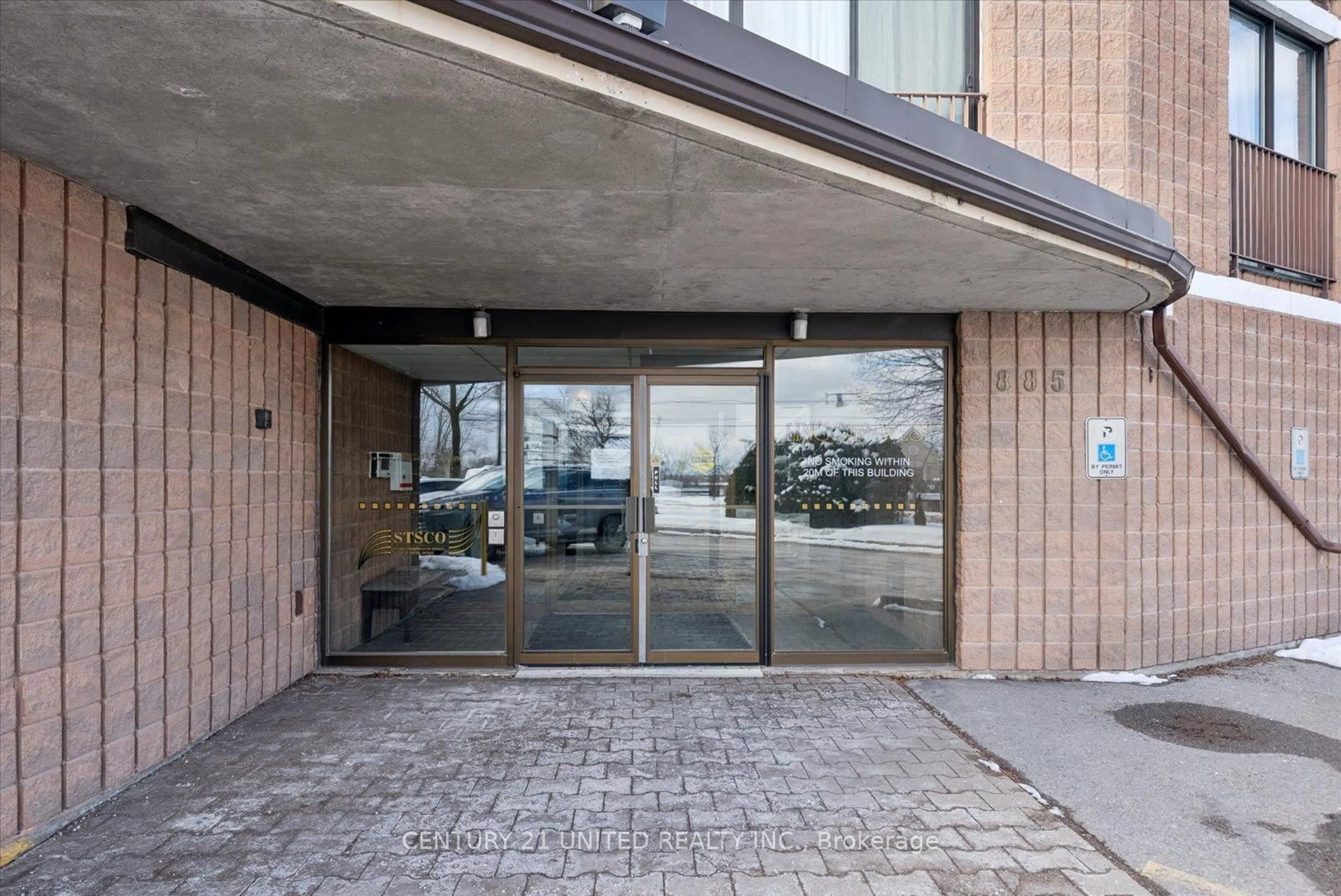 Indoor foyer for 885 Clonsilla Ave #504, Peterborough Ontario K9J 5Y2