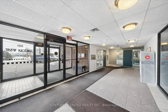 885 Clonsilla Ave #504, Peterborough 4