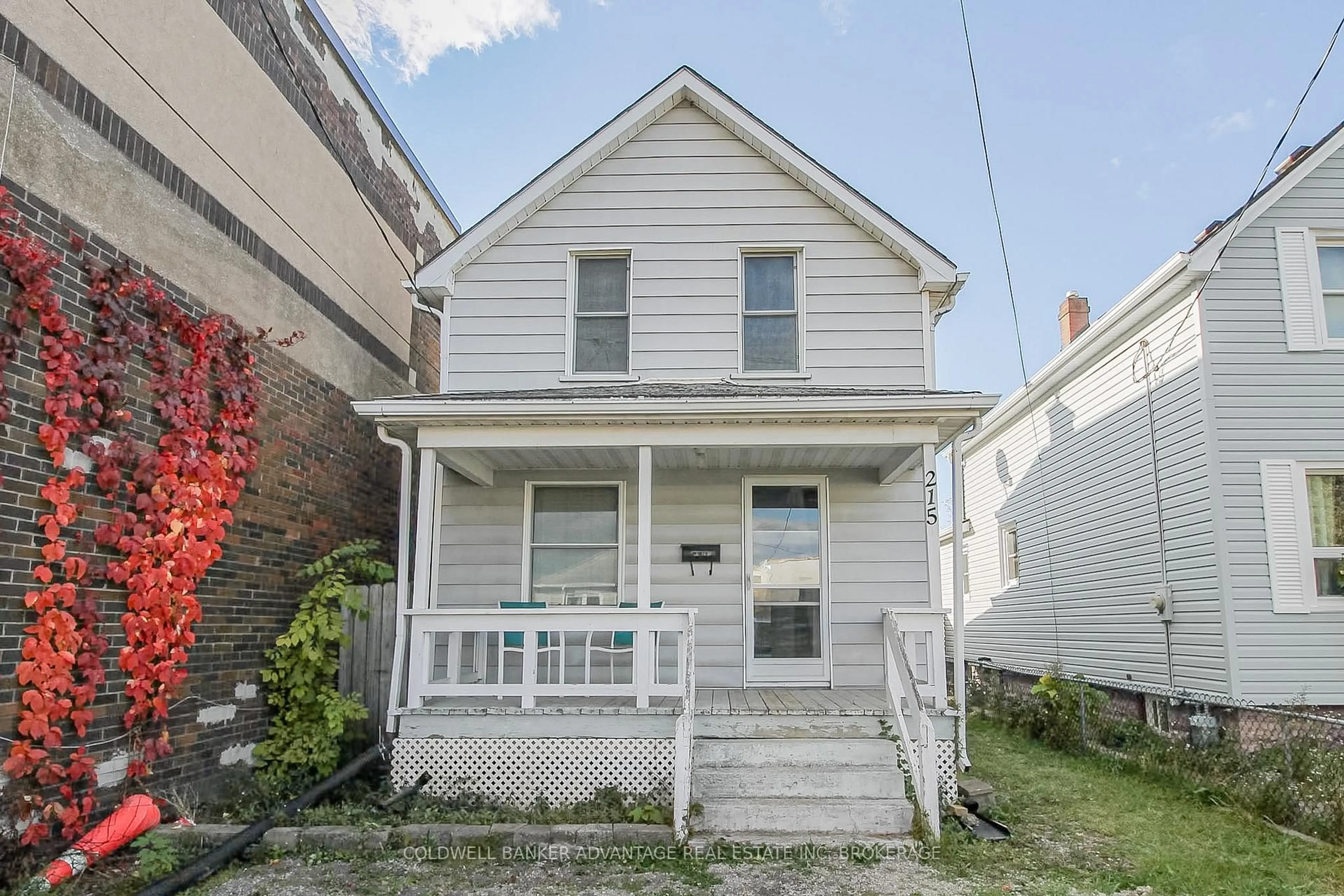 Unknown for 215 Burgar St, Welland Ontario L3B 2T3