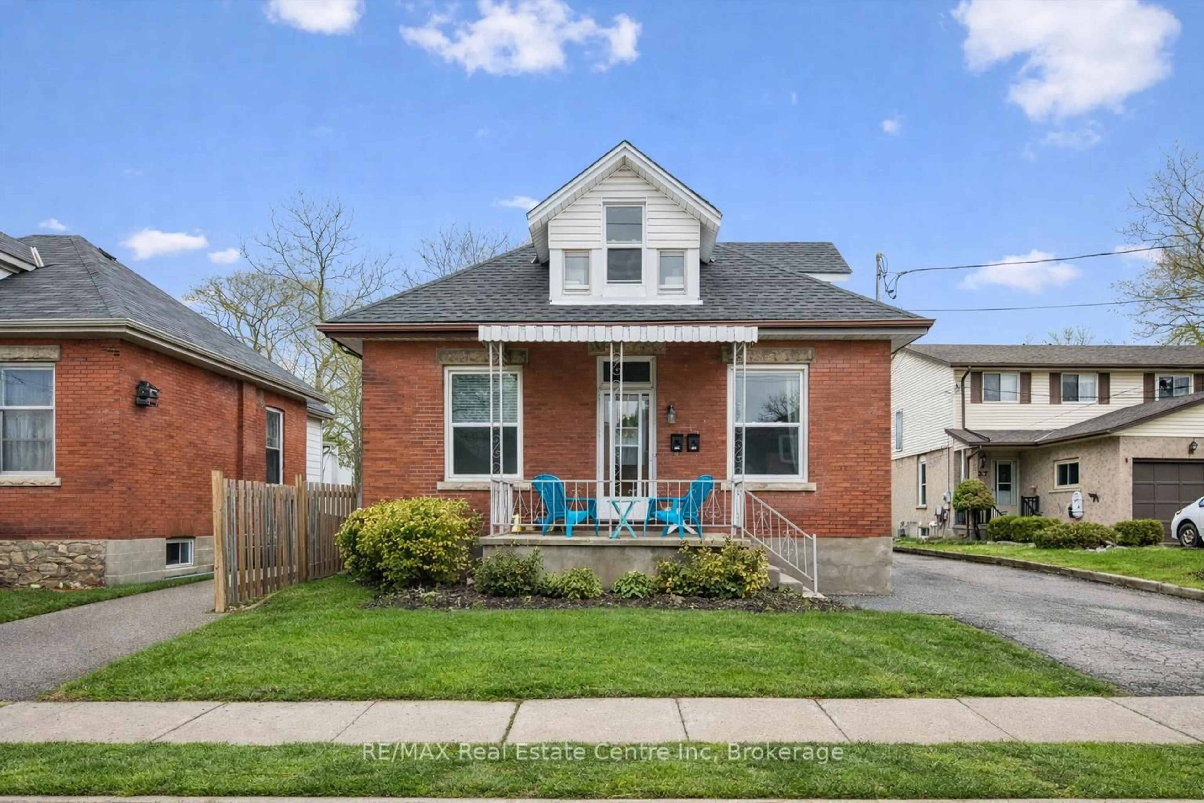 Home with brick exterior material, street for 29 Crimea St, Guelph Ontario N1H 2Y5