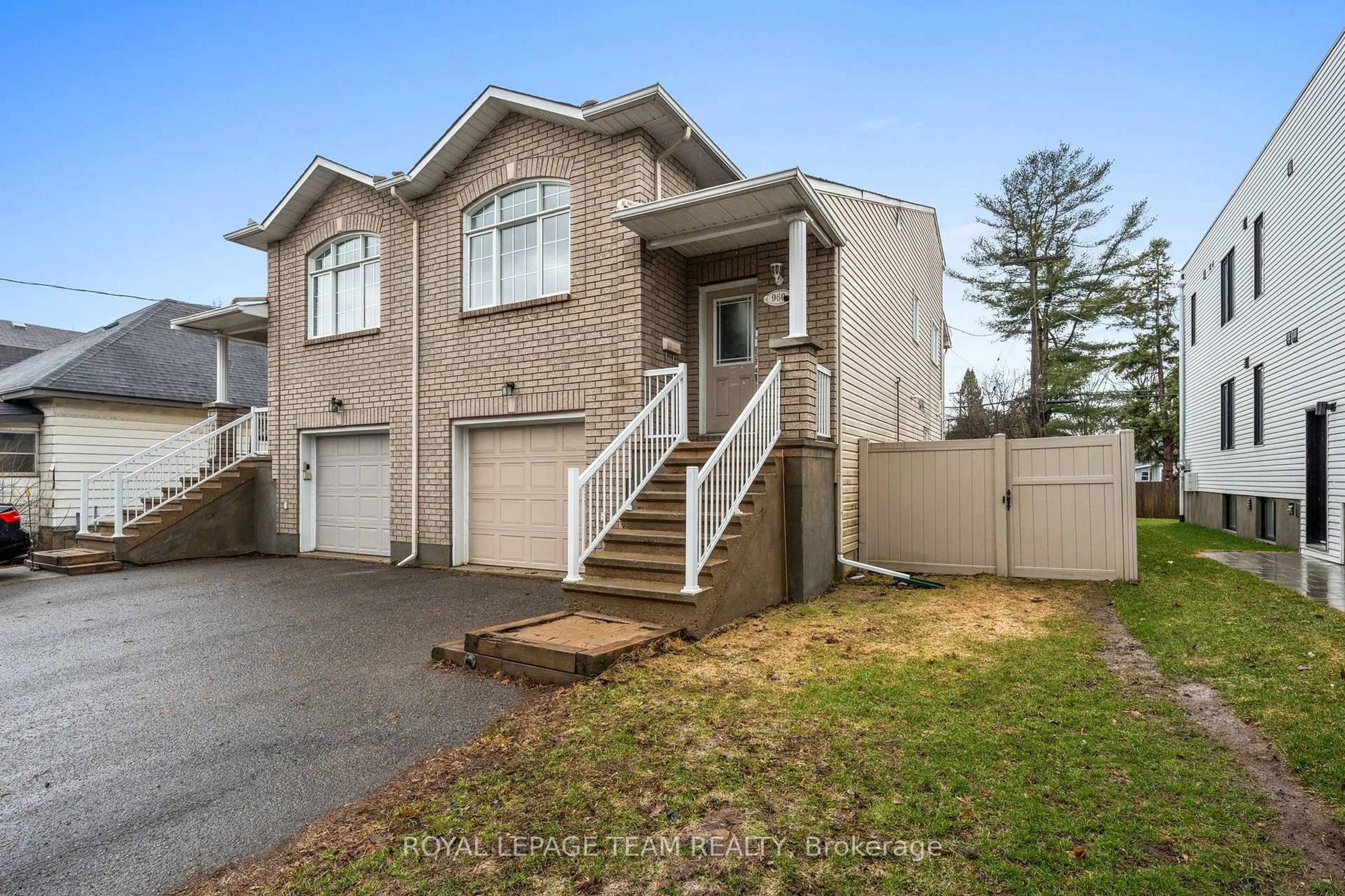 Unknown for 960 FISHER Ave, Ottawa Ontario K1Z 6P4