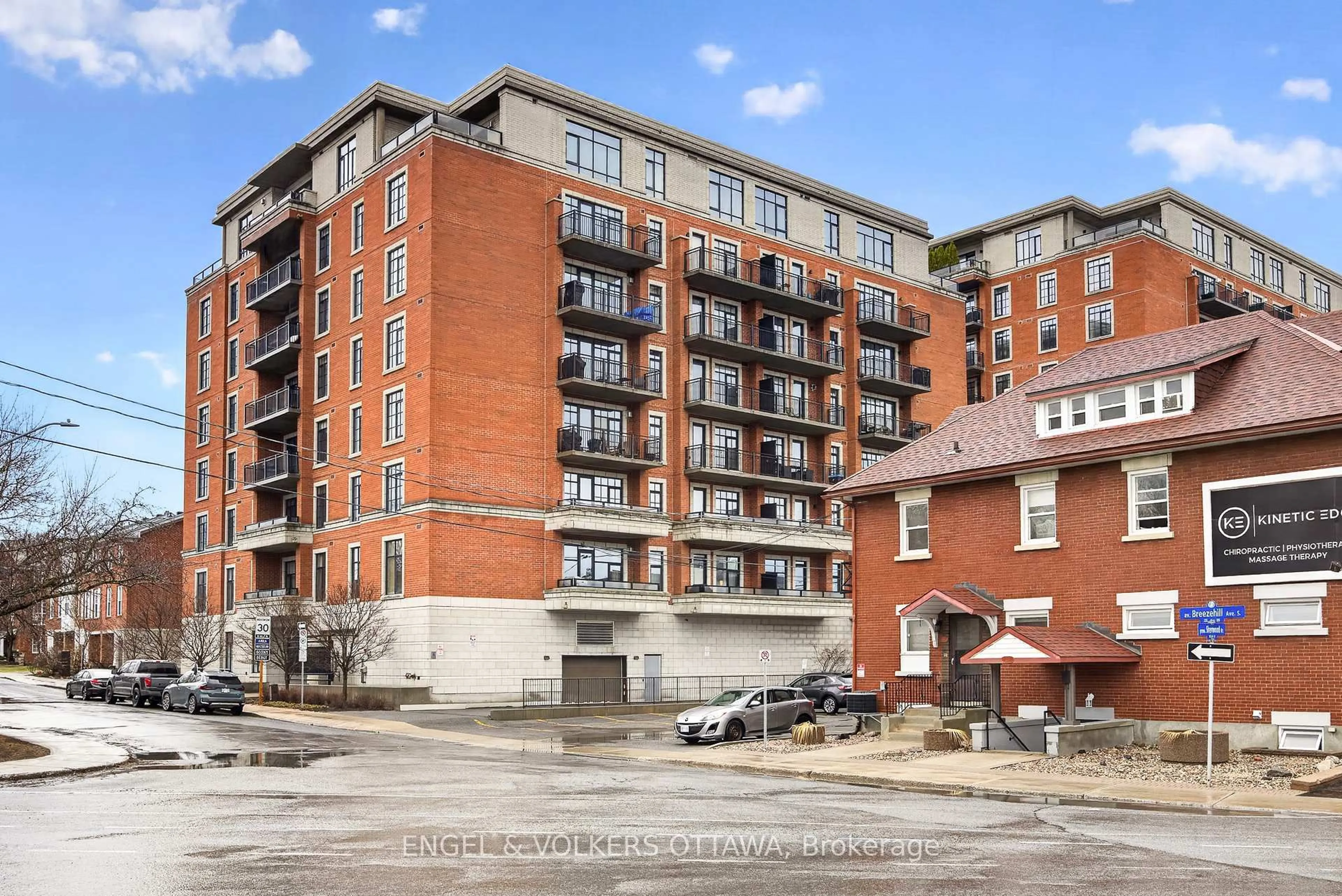 Unknown for 327 Breezehill Ave #410, Ottawa Ontario K1Y 1R6