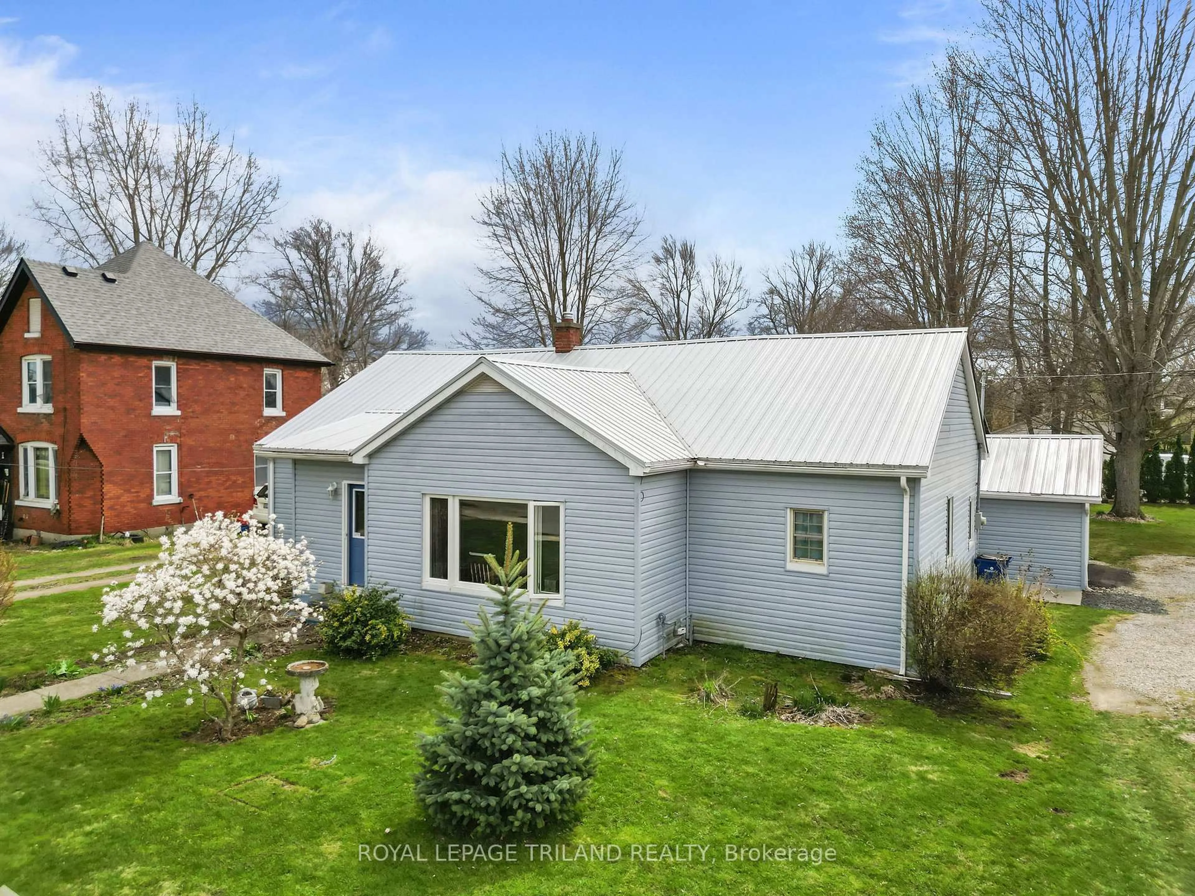 A pic from outside/outdoor area/front of a property/back of a property/a pic from drone, unknown for 22929 Hagerty Rd, Newbury Ontario N0L 1Z0